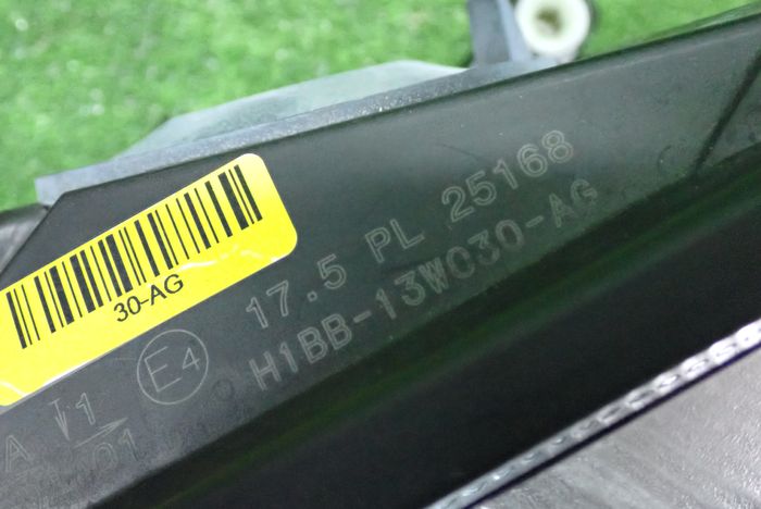 FORD FIESTA MK8 VIII 17- reflektor left light left