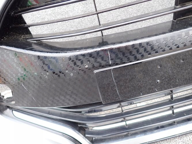 TOYOTA YARIS IV FRONTSTOSSSTANGE VORNE