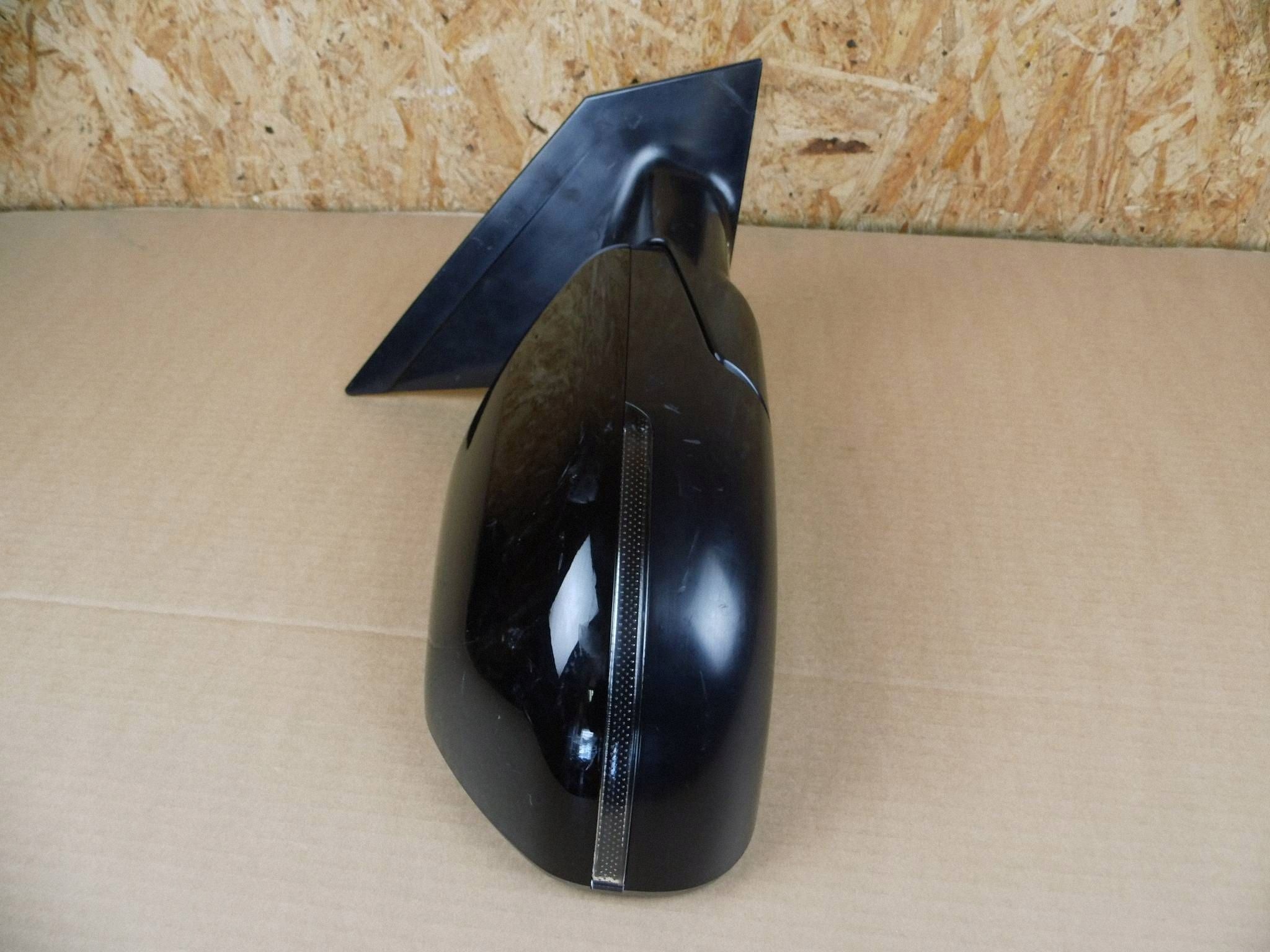 KIA EV2 mirror right 8 - of cables (vertical)