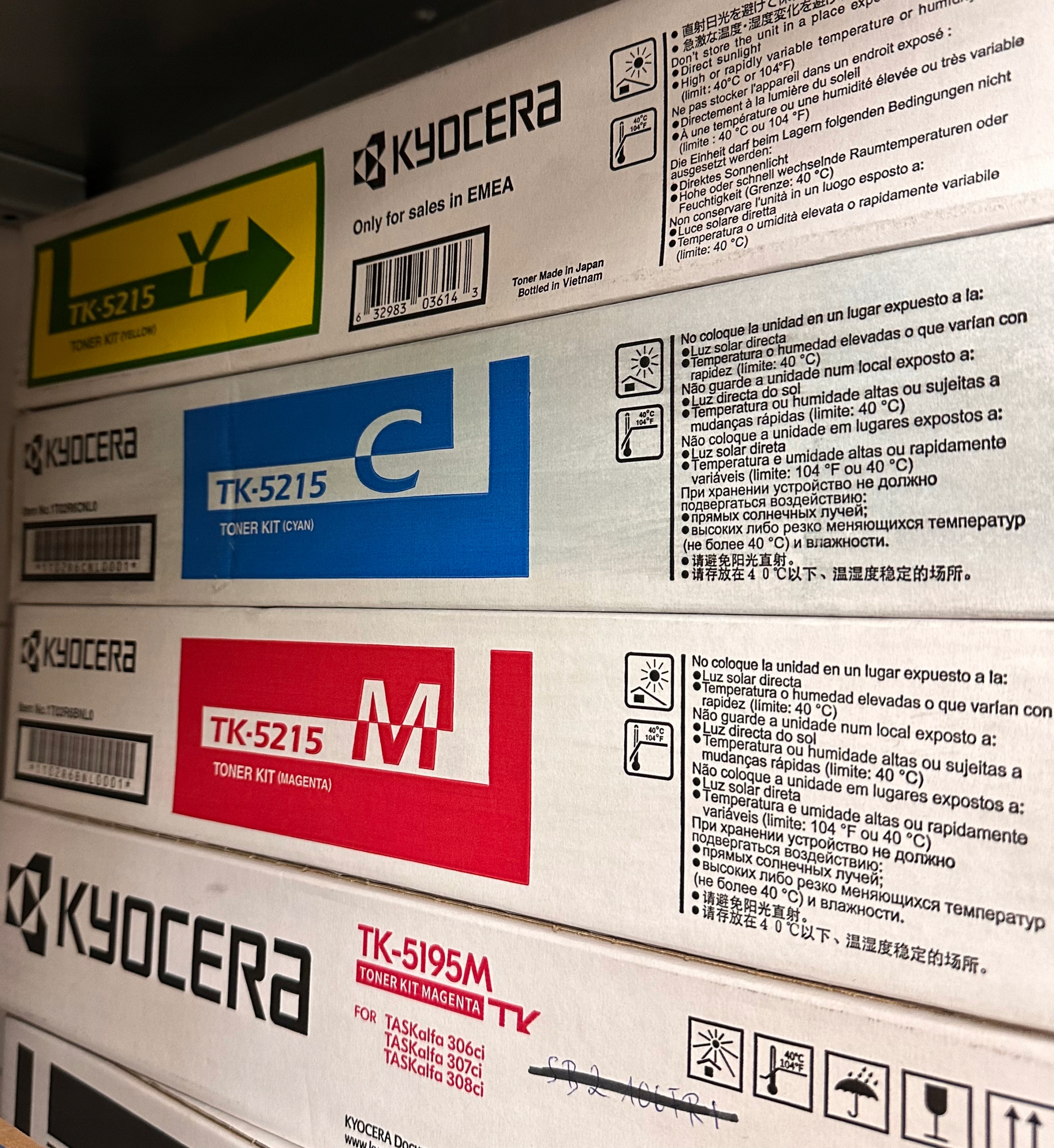 Toner Kyocera TK-5215 Cyan Originál do 406 ci