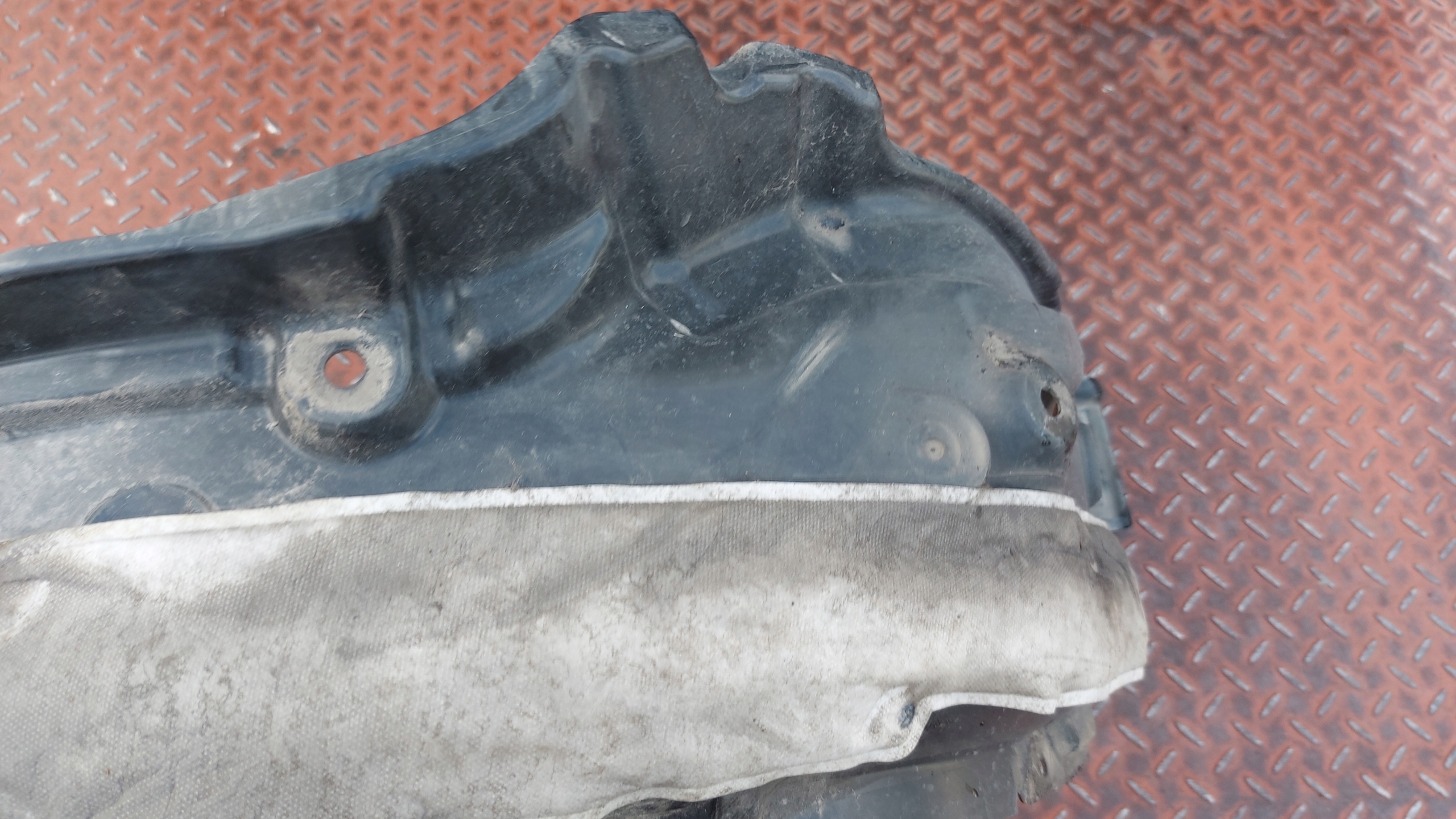 mudguard left front TOYOTA COROLLA E21 19- KOMBI HB SUZUKI SWACE
