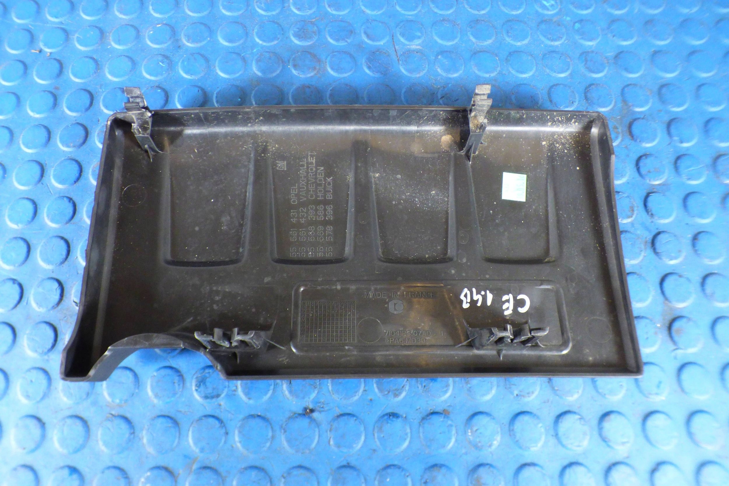 Opel Corsa E 1.4 B fedél motorfedél 55561431 st.BDB