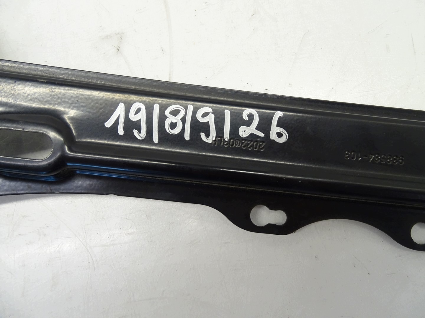 window regulator left front BMW F44 9854229
