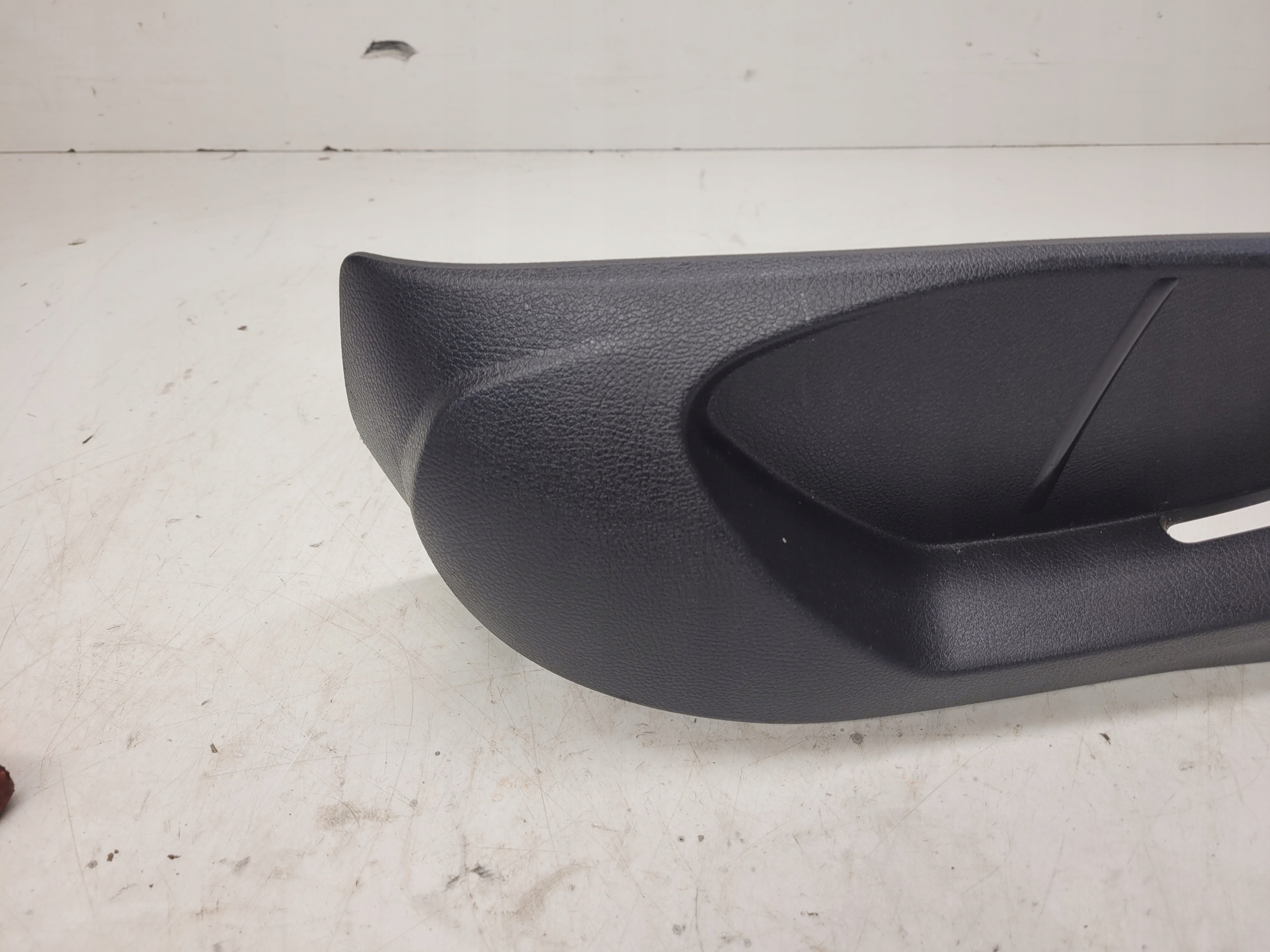 cover spoiler seat left AUDI A3 8V 8V0881325C