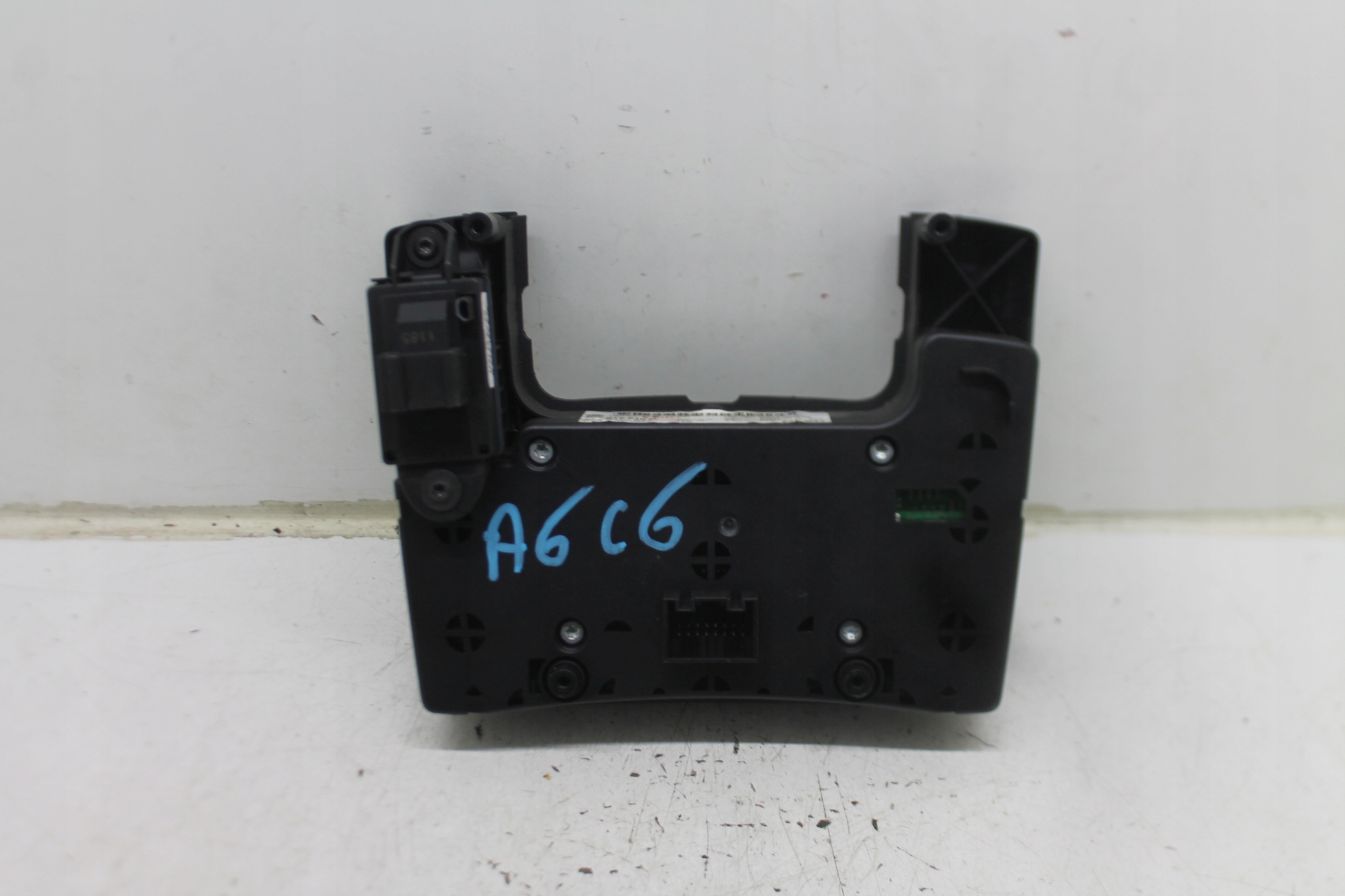 control panel RADIO navigation 4F2919610Q AUDI A6 C6
