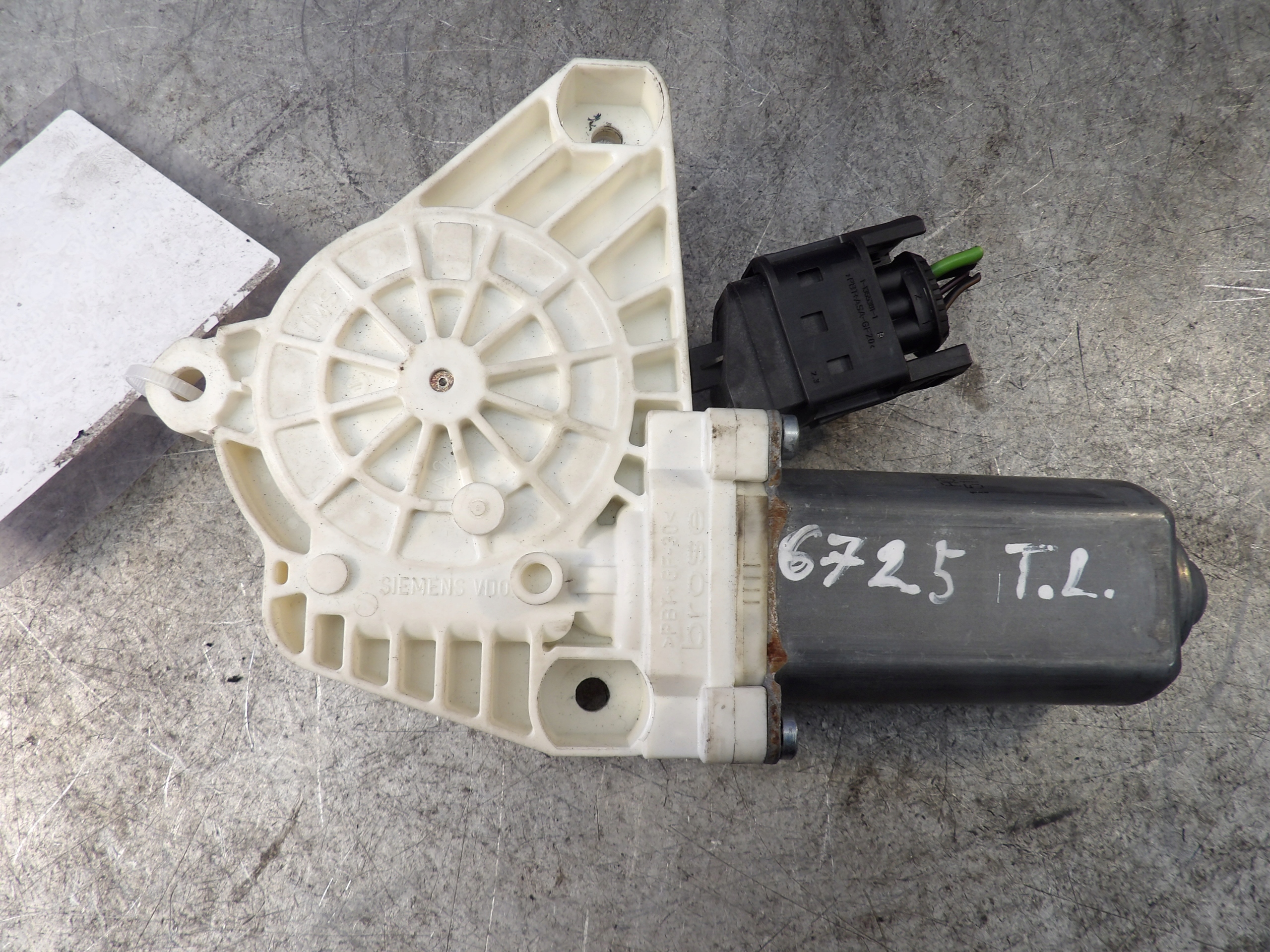 Mercedes W207 coupe mini motor lifting windows rear part left A2078200342