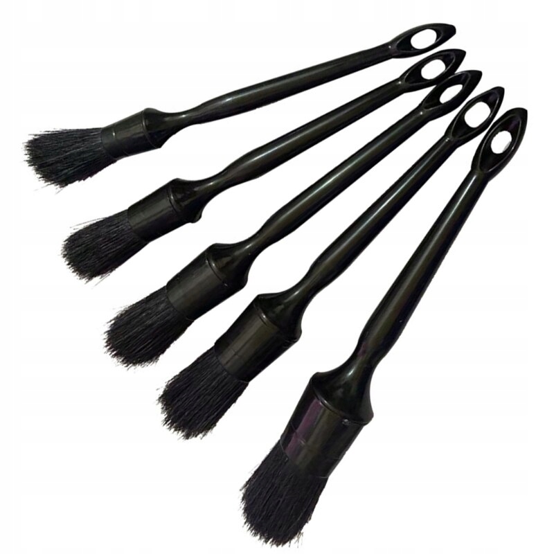 Набір аксесуарів для чищення автомобіля d