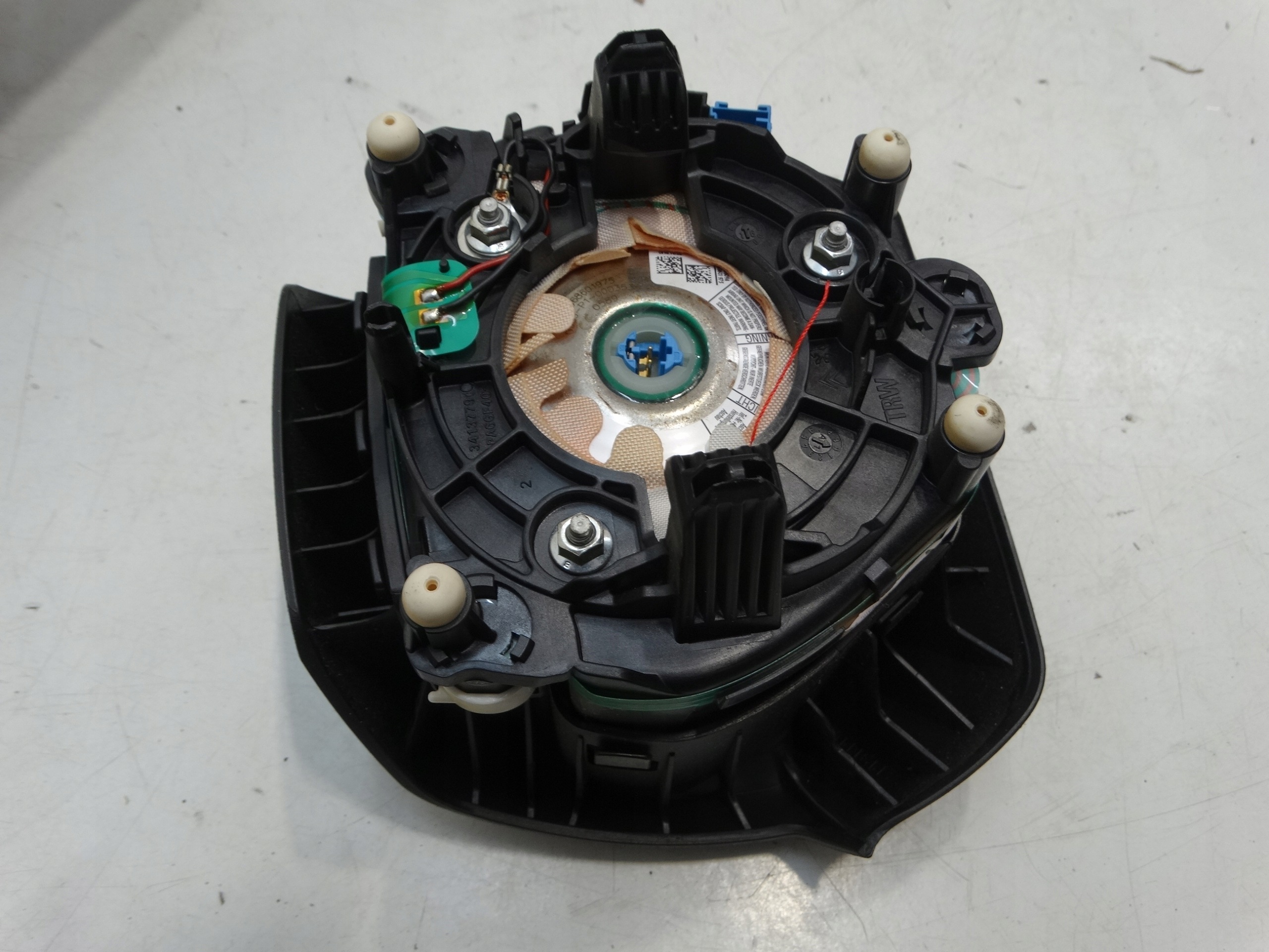 airbag deckel airbag CITROEN C4 CACTUS 98012181ZD