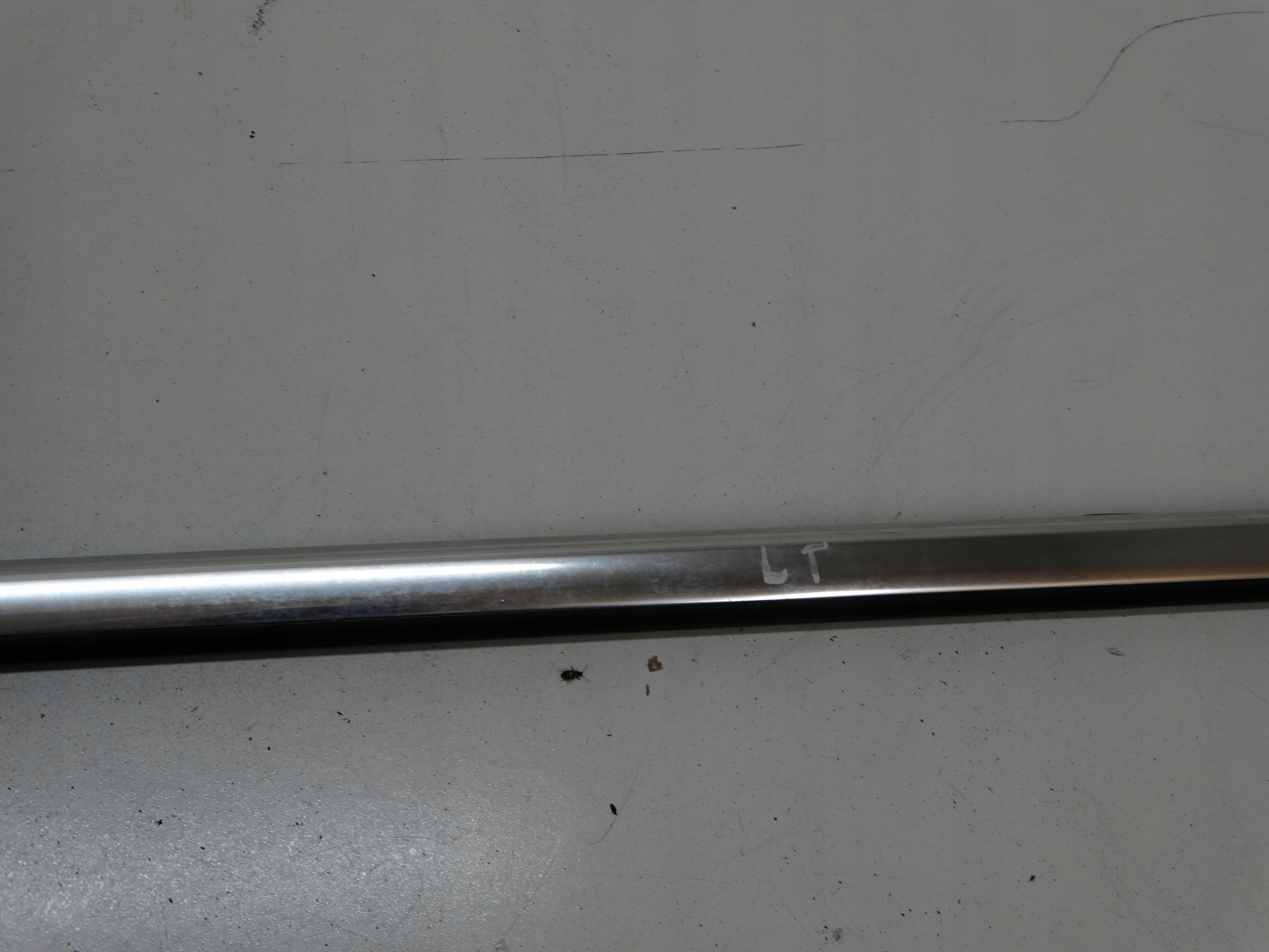 moulding dust left rear part RENAULT LAGUNA III