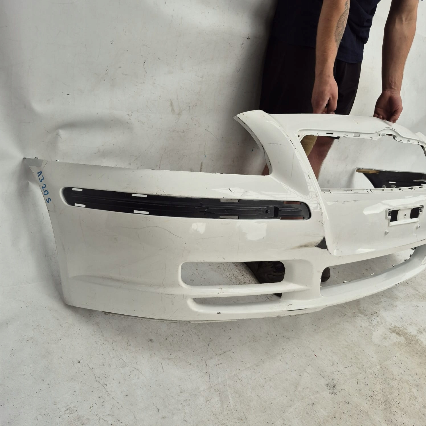 TOYOTA AVENSIS II 2 T25 03-06 bumper front front