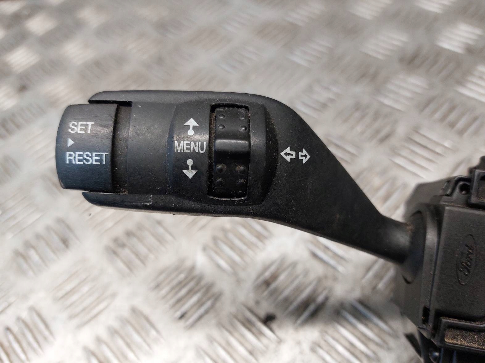 MANETKA DEVIO LUCI TERGICRISTALLO TERGI FORD C-MAX e 3M5T-6475-AD