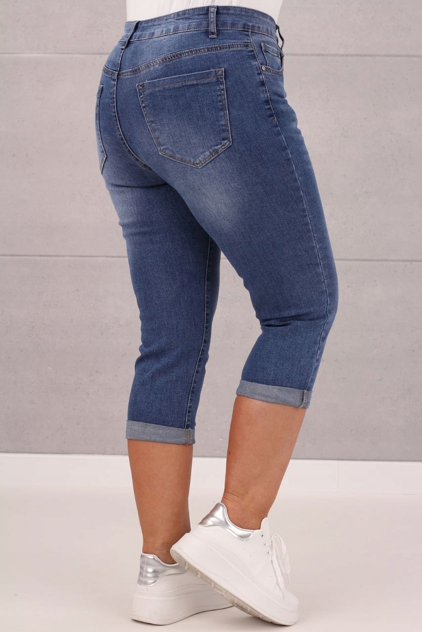 SPODENKI JEANSOWE RYBACZKI ZA KOLANO DUŻE ROZMIARY BAWEŁNIANE MODELUJĄCE Wzór dominujący bez wzoru