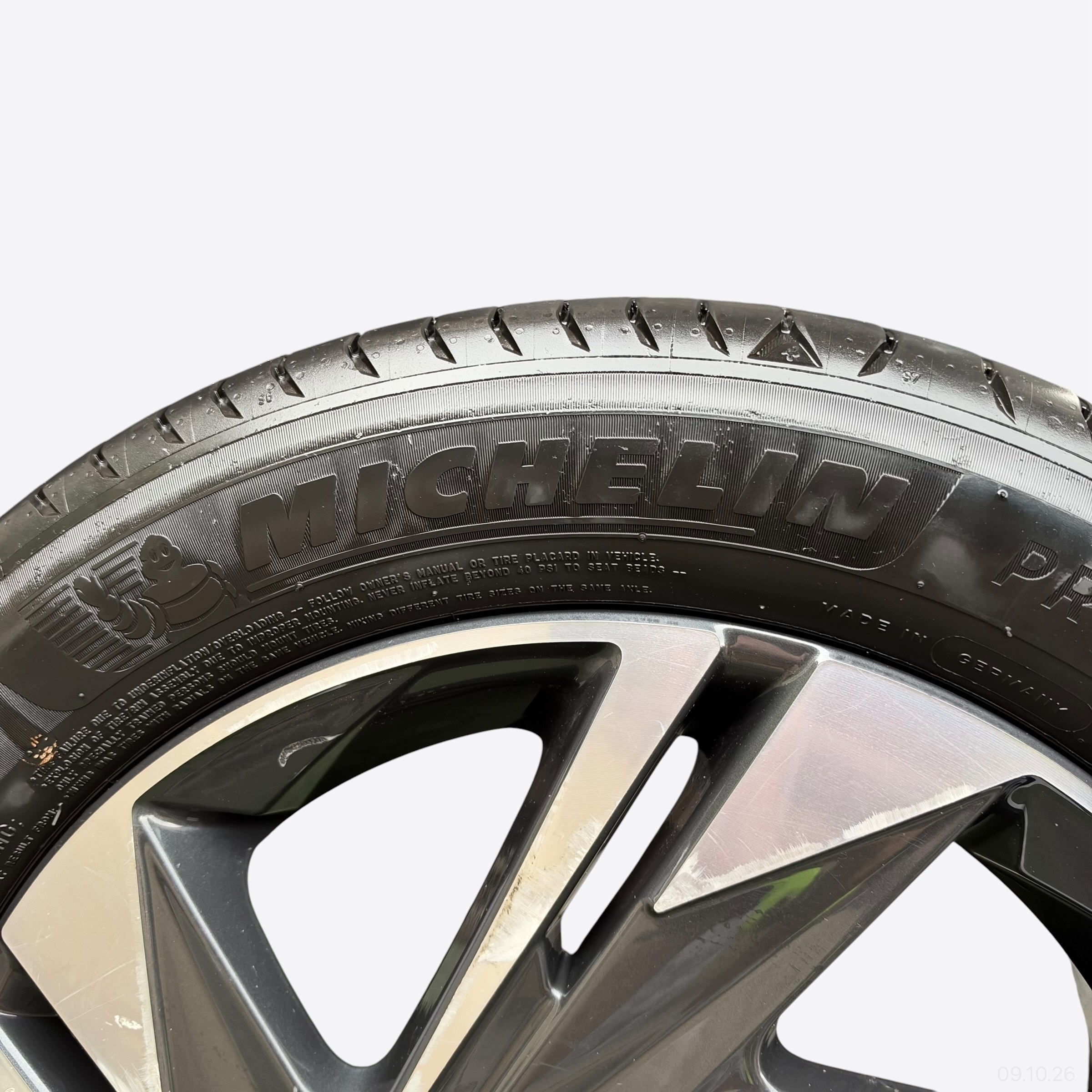 kola gumy disky HYUNDAI BAYON MICHELIN 195/55/16" 5MM letne