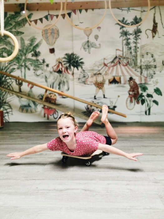 DREWNIANA DESKA DESKOROLKA TERAPEUTYCZNA NA 4 KÓŁKACH ADVENTURE Twardość kół 85A