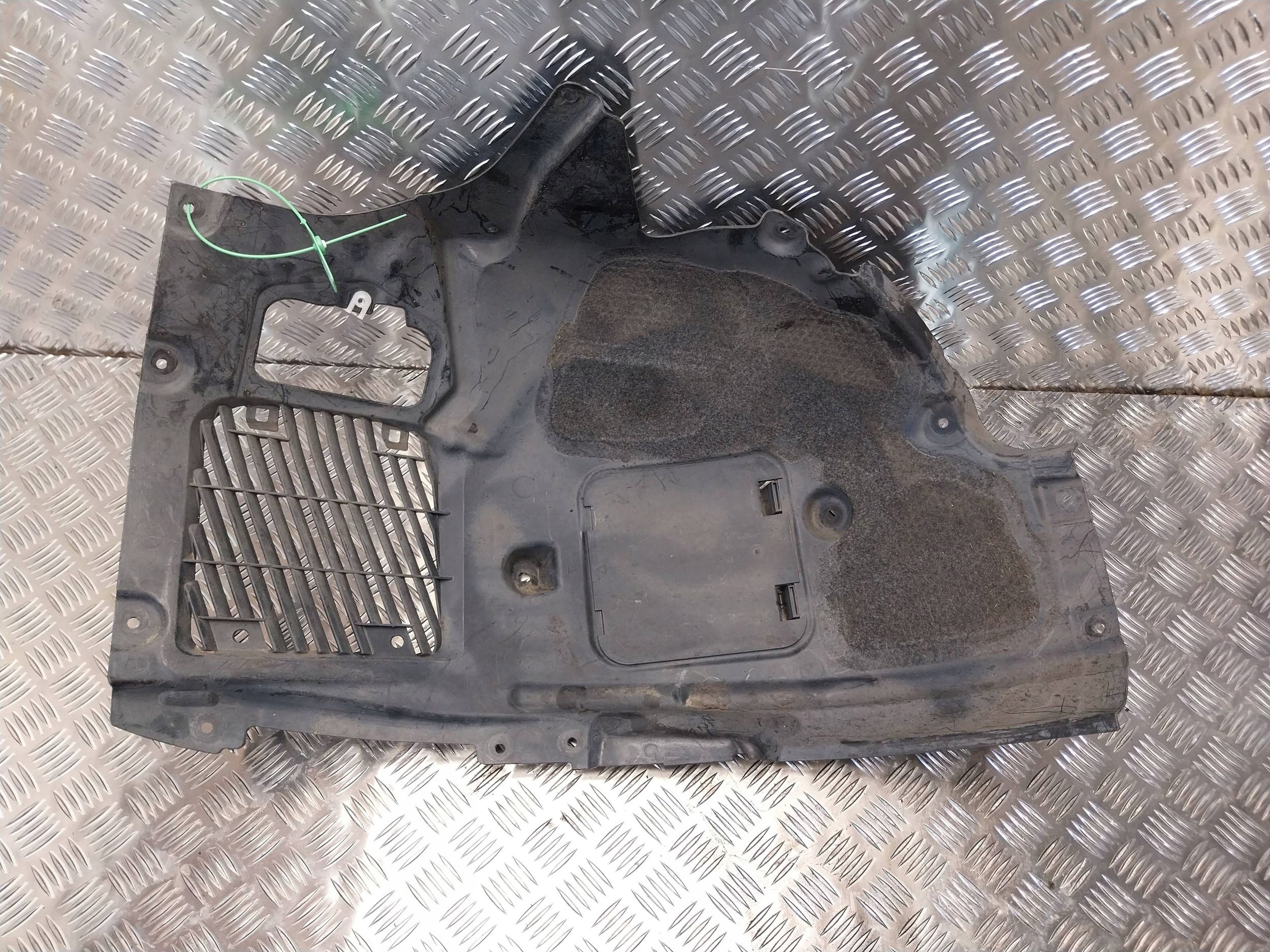 mudguard right front front part 7340194 BMW 7 G11 G12