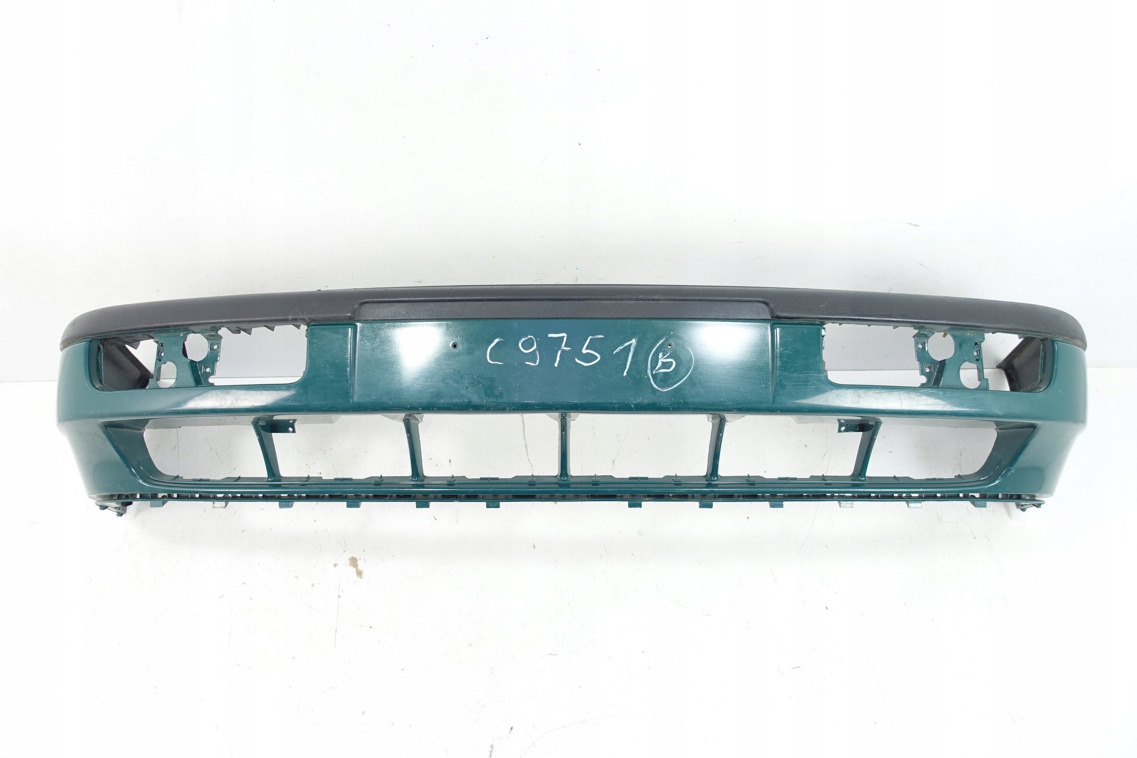 bumper front front VW PASSAT B4 3A0