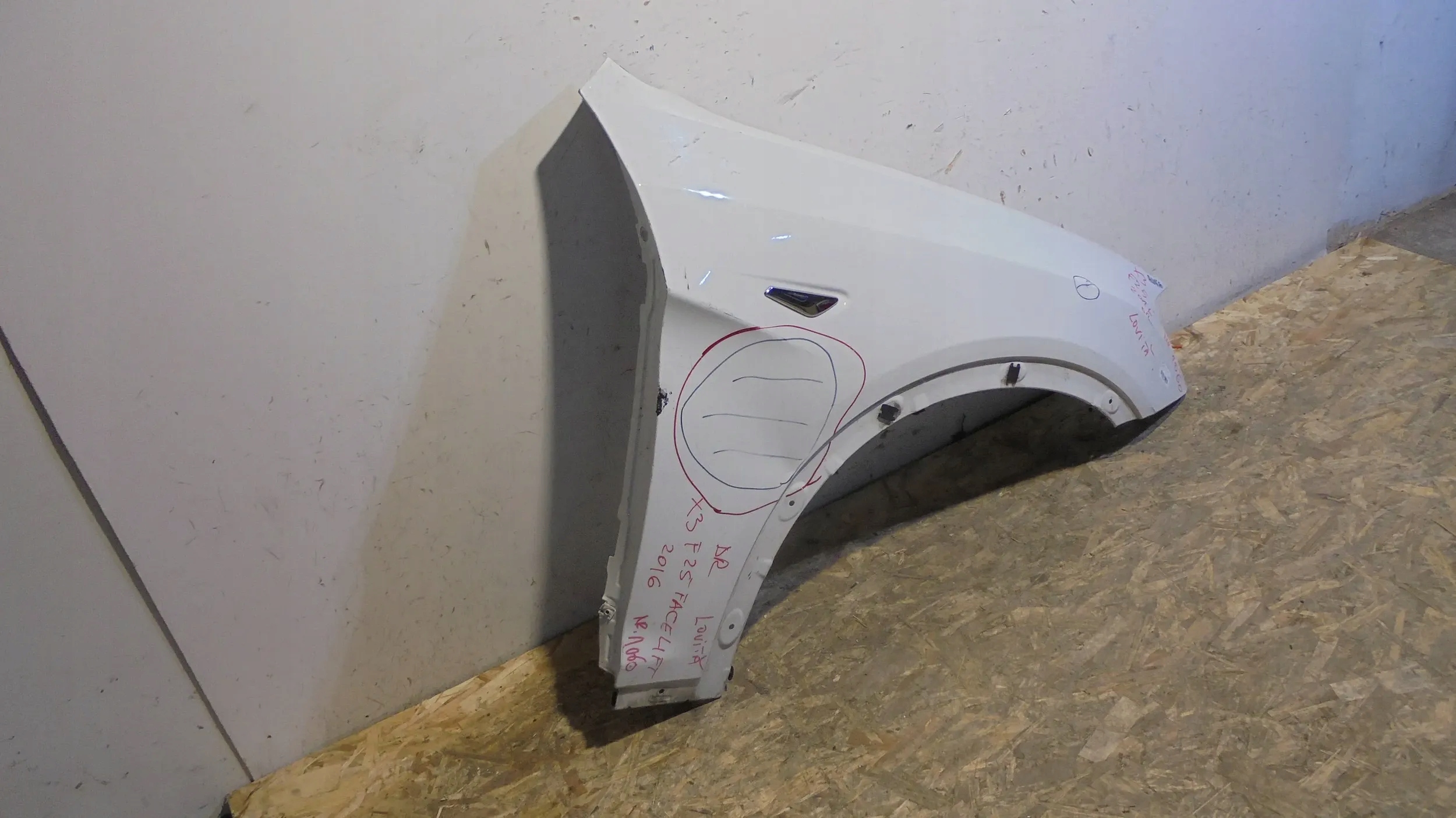 fender front right BMW X3 F25 10