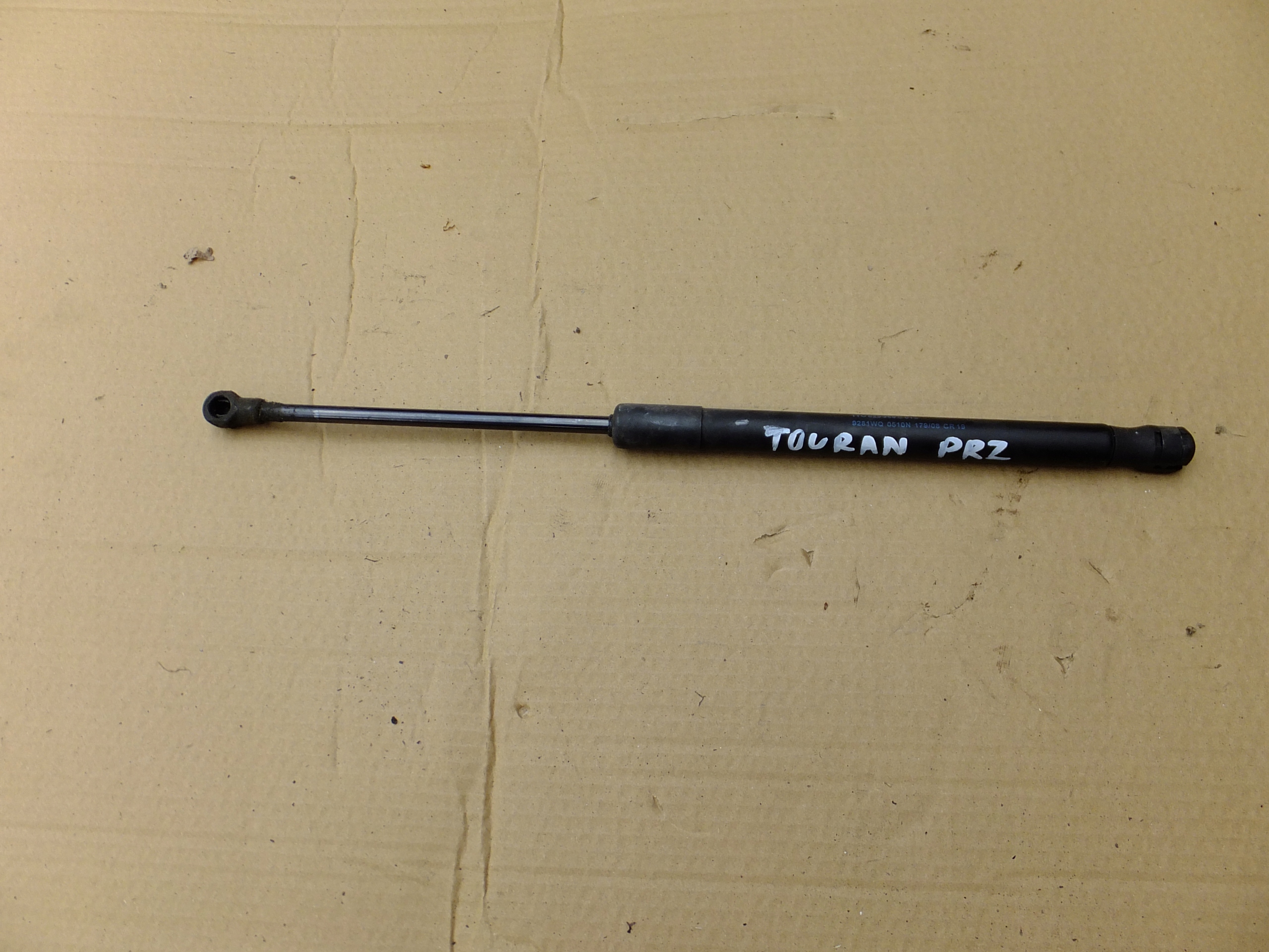 damper bonnets vw touran and lift 2008r