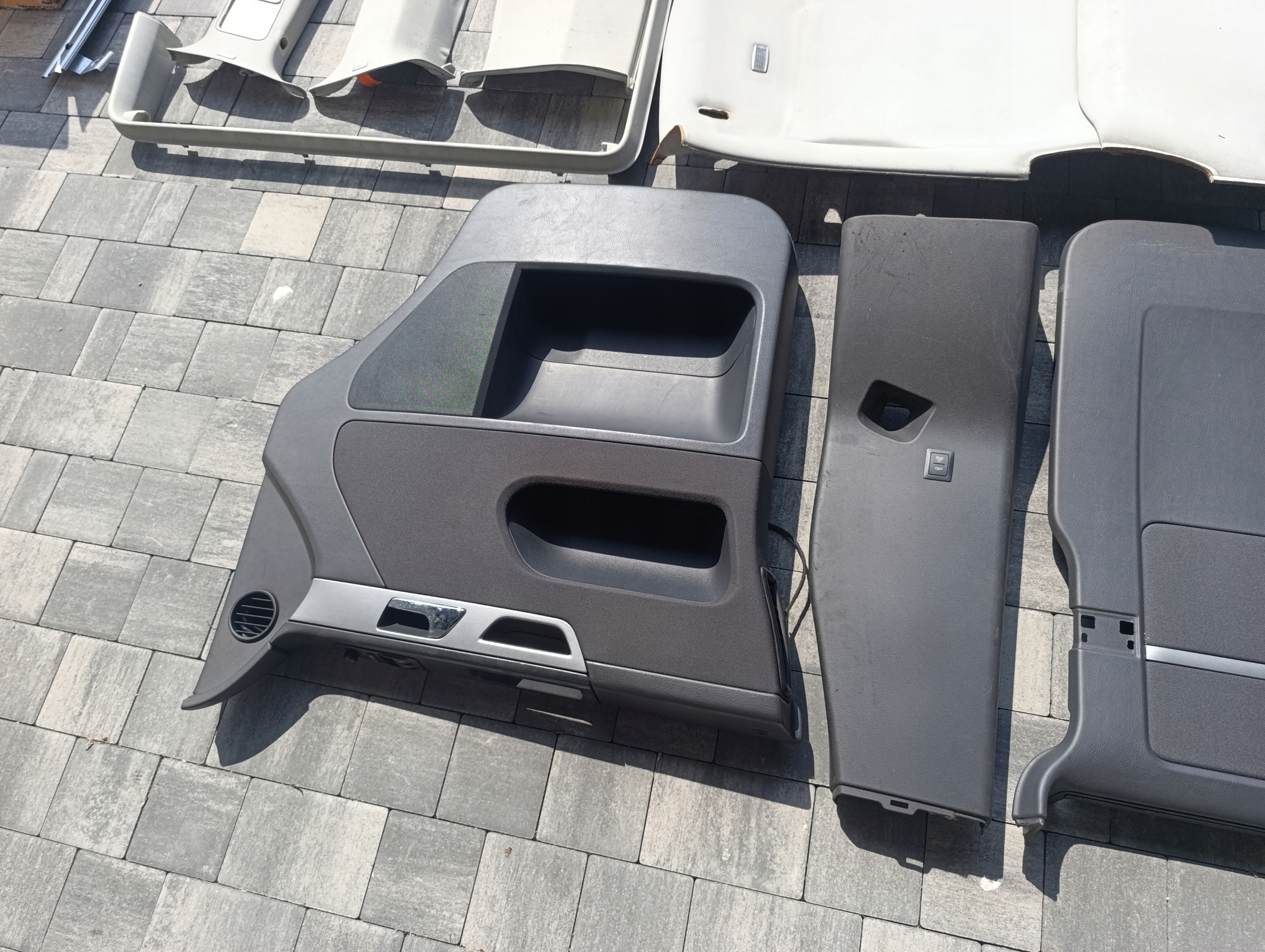 VW T5 T5 LIFTT6 complete the centre inner 2X OTWIERANE door MULTIVAN