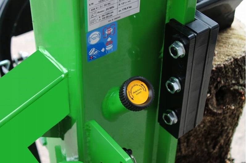 ŁUPARKA PIONOWA DO DREWNA ZIPPER ZI-HS12TN 12-TONOWA ŁUPARKA Maksymalna długość łupanego drewna 1100 mm