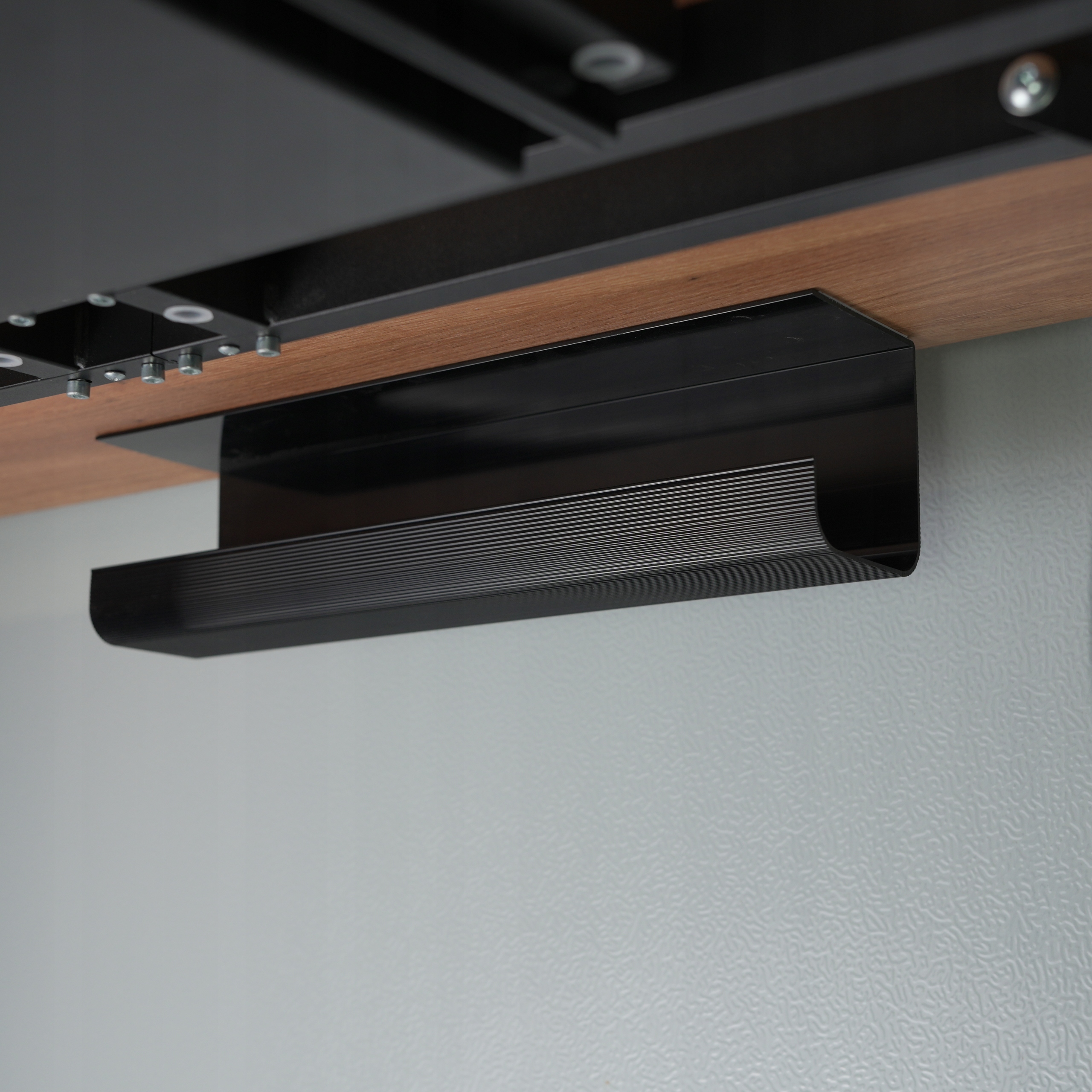 Organizer podblatowy Pod biurko 40cm