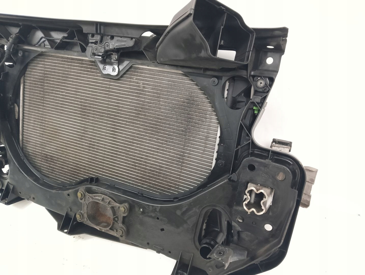 tension belt support panel for radiators pillar AUDI A6 C6 (2004-2008) 2.4 V6 177KM