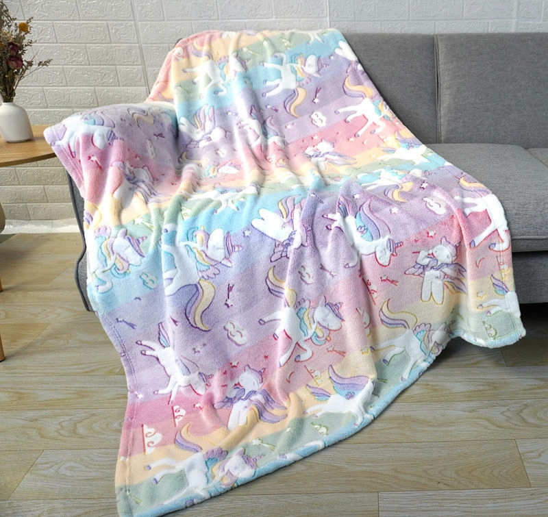 DUŻY MIĘKKI KOC KOCYK ŚWIECĄCY W CIEMNOŚCI TĘCZA UCNIRON JEDNOROŻEC 150x200 Marka Granda