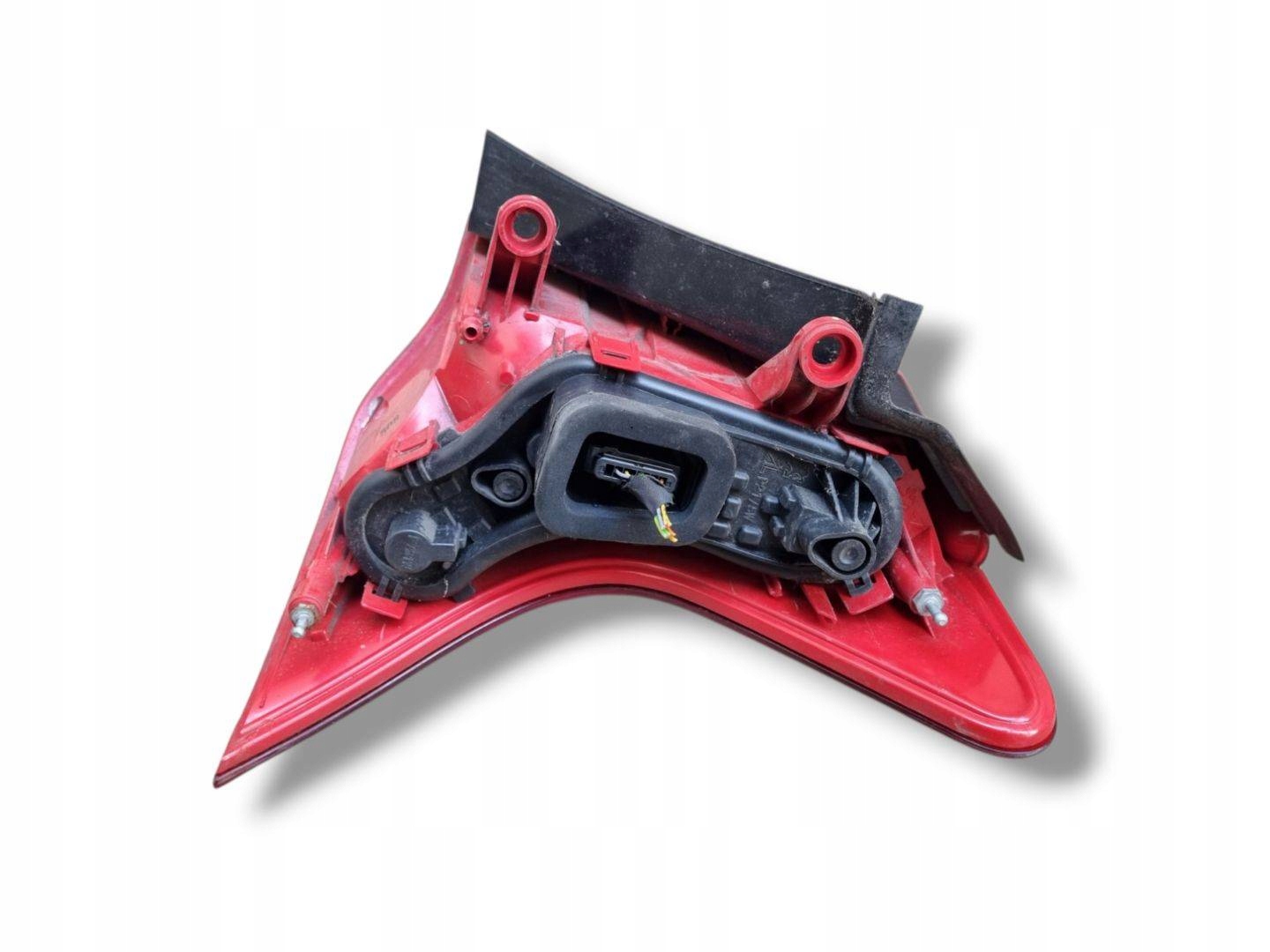 light rear left side Peugeot 3008 2012 9683460880