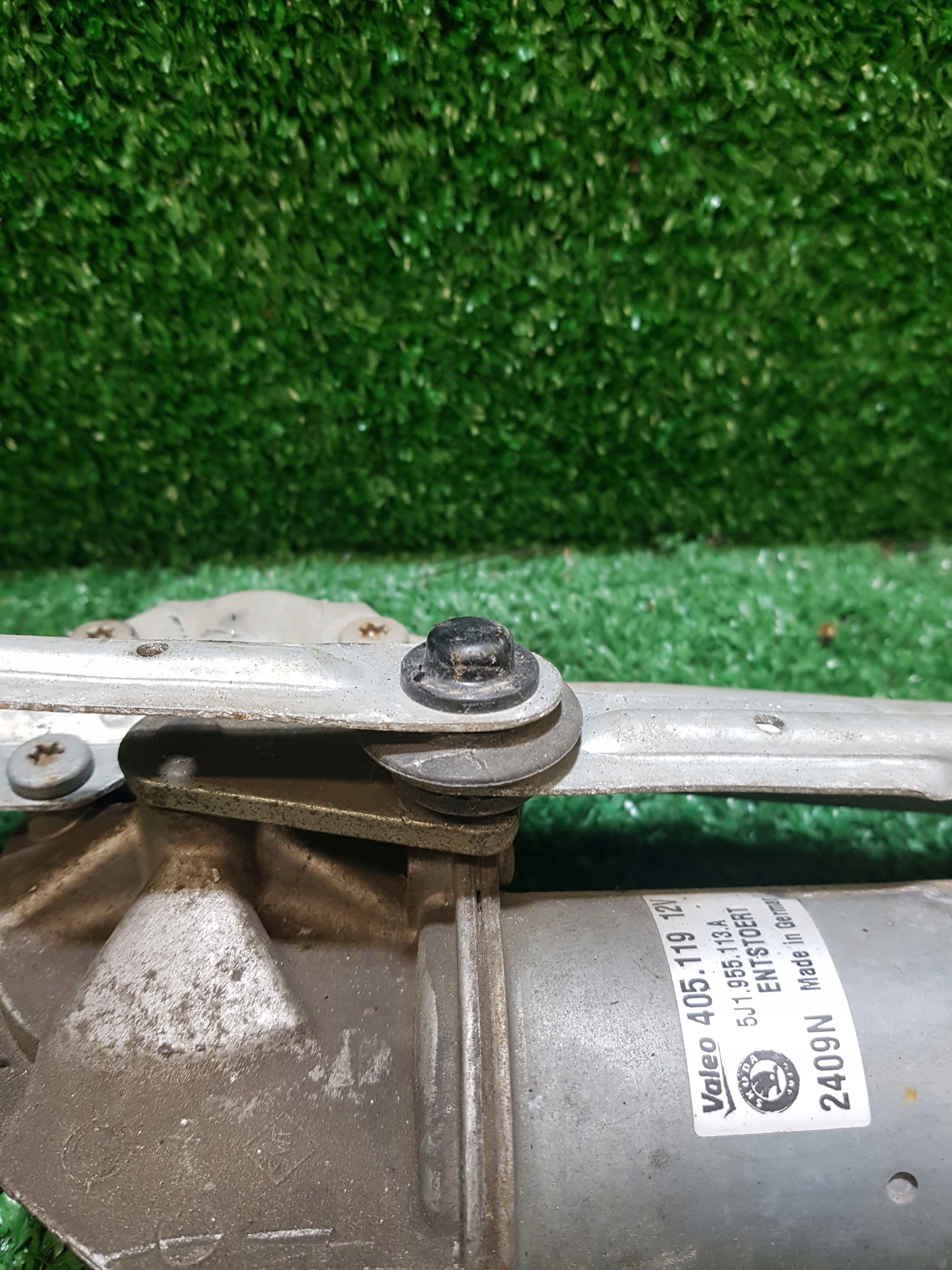 wiper mechanism front SKODA PRAKTIK 5J1955113A