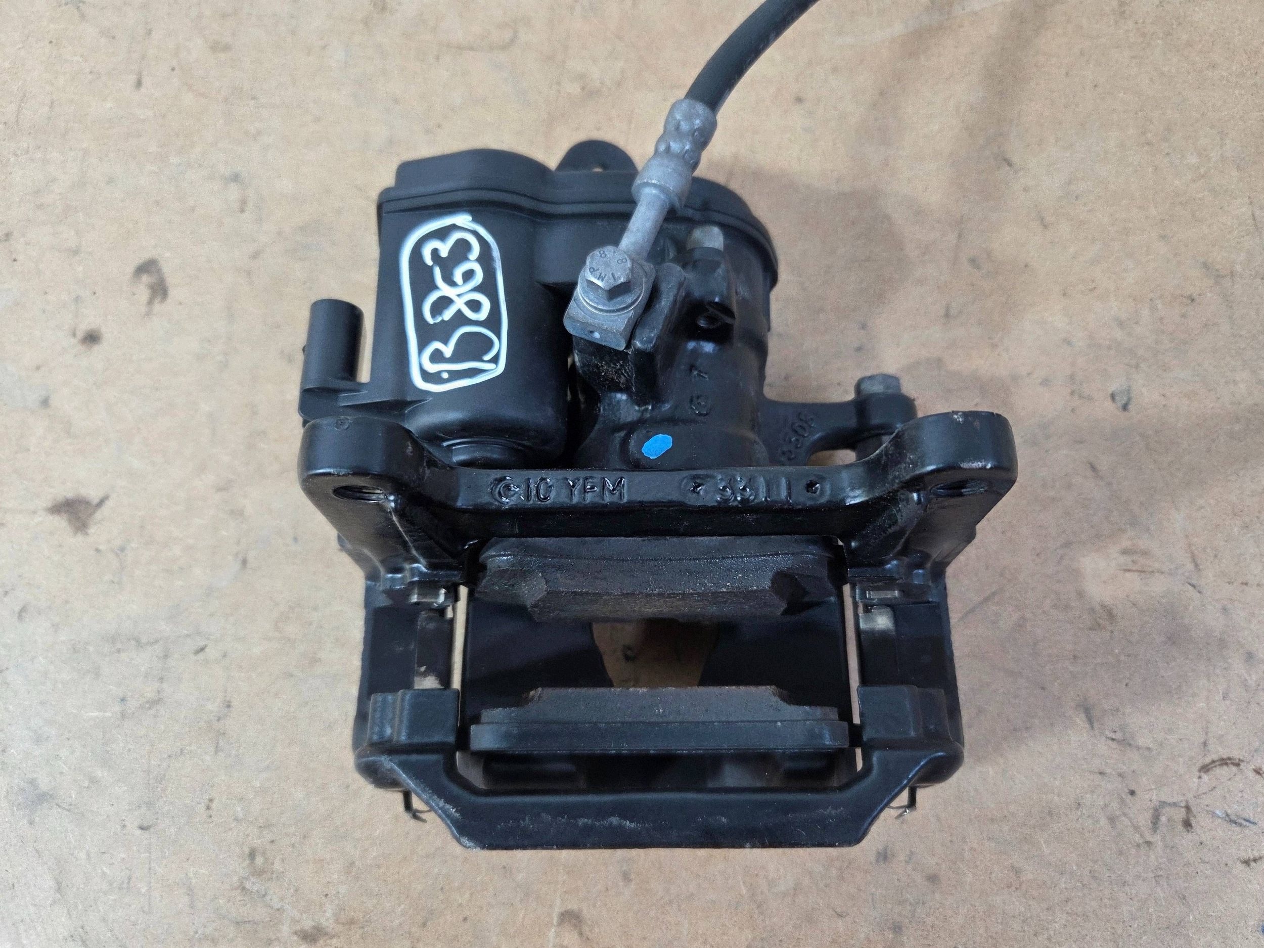 Audi Q5 SQ5 FY 2024r caliper brake rear left (B863)