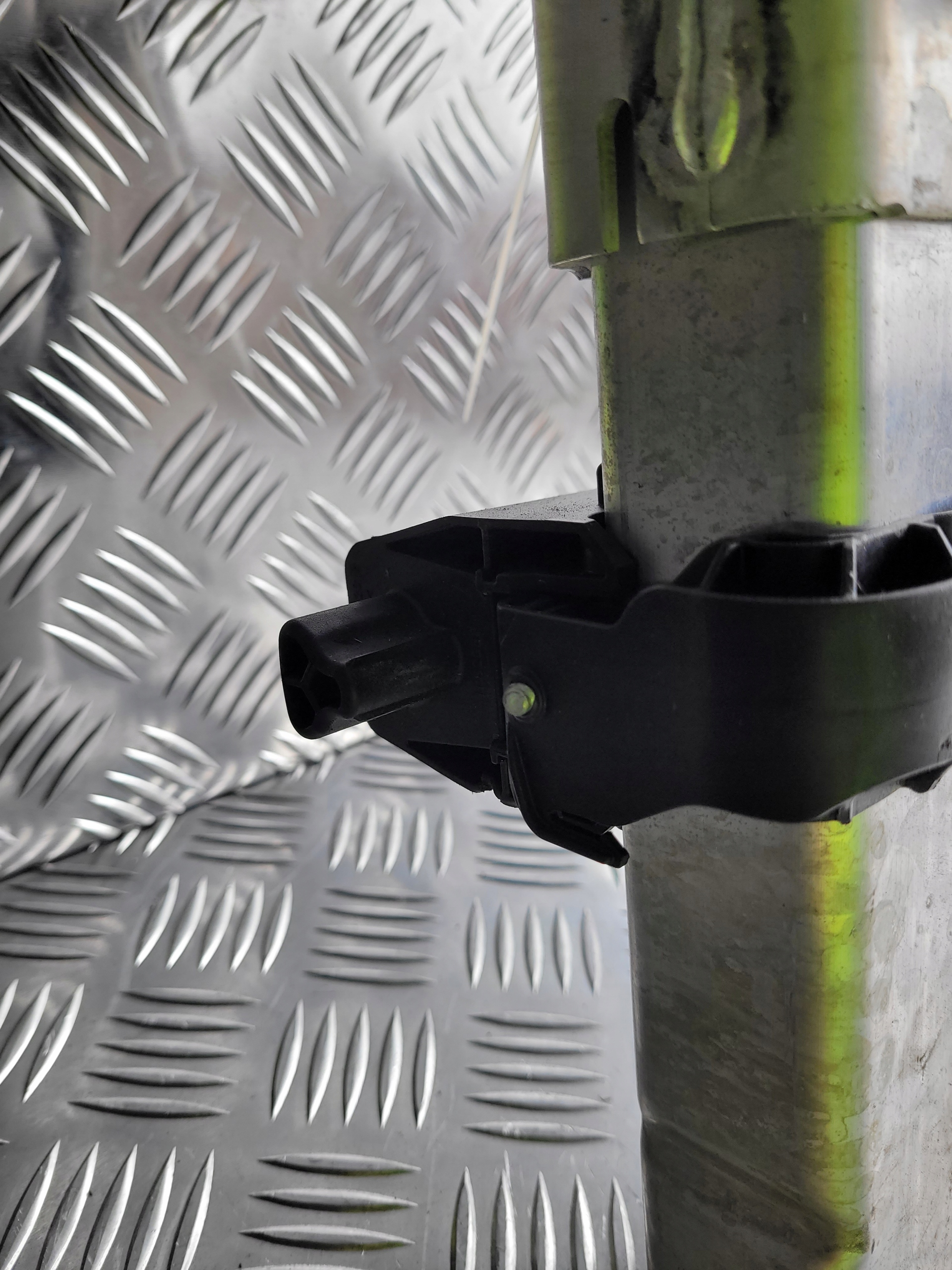 MERCEDES C253 2023 рама подрамник балка оригинал