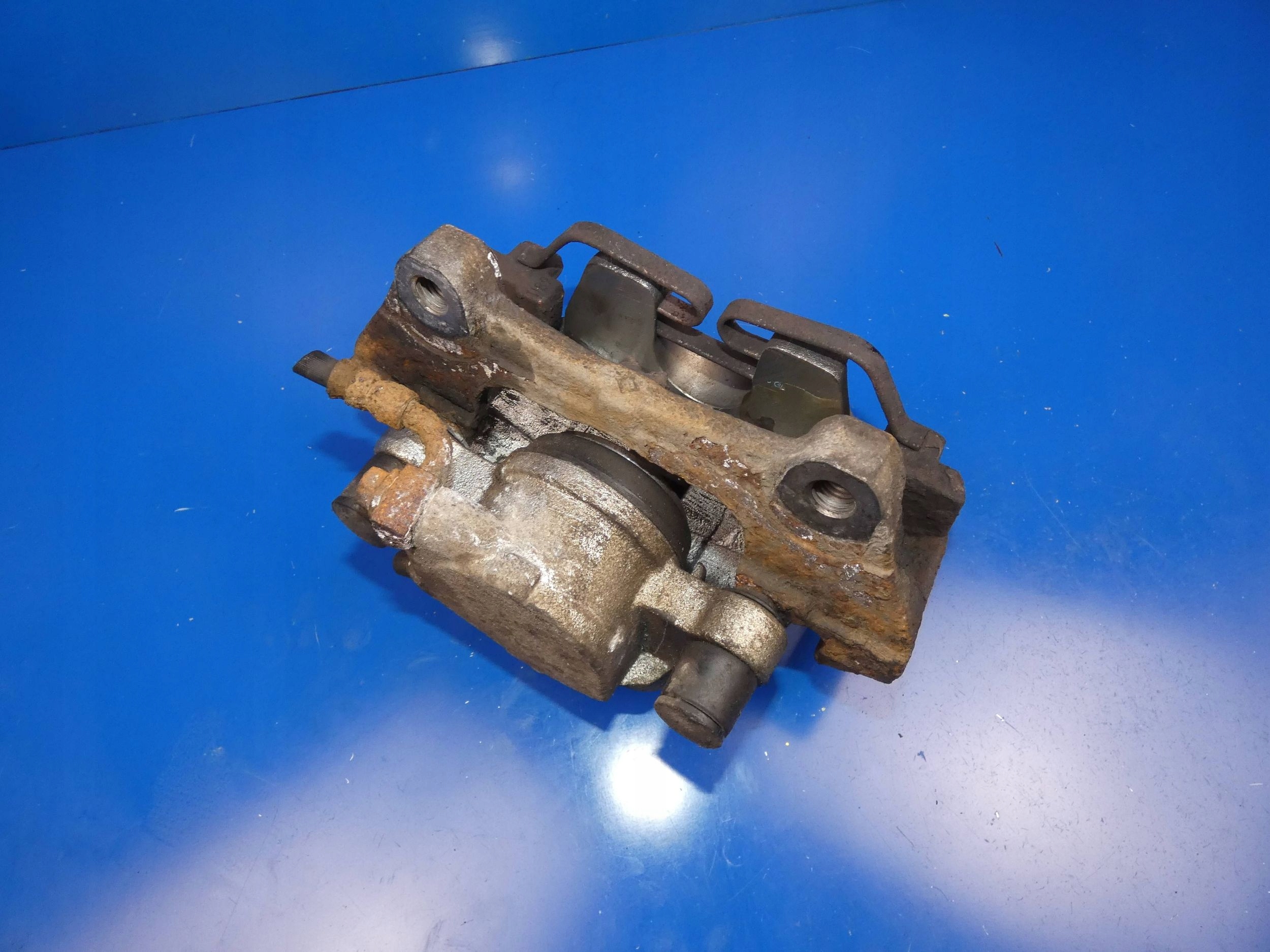 VOLVO XC90 II caliper brake right front front