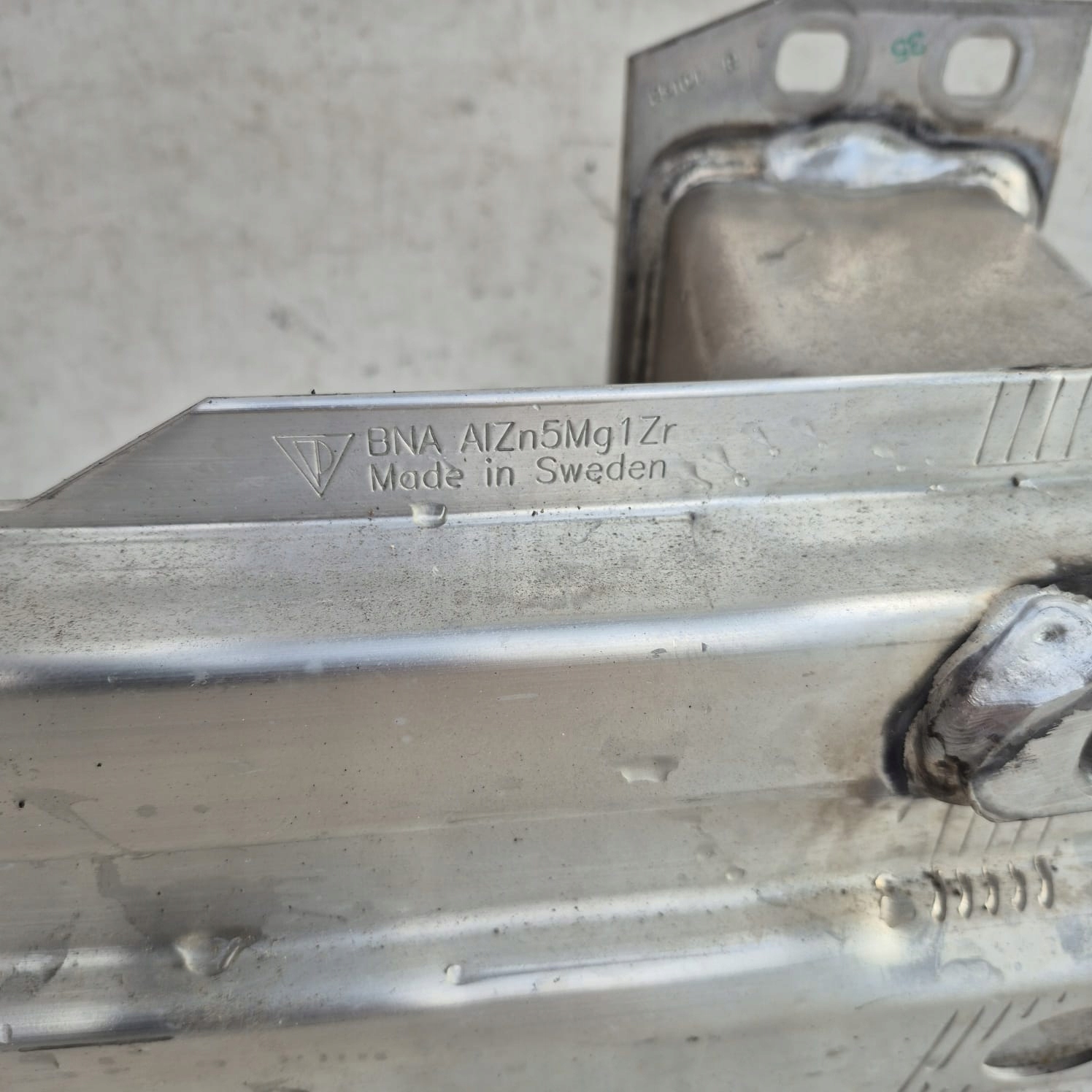 PORSCHE MACAN II 2 24-> bumper support rear part rear