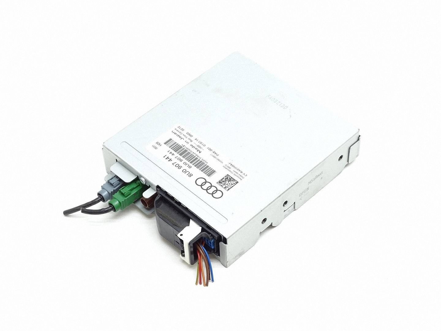module control unit KAMERY reversing AUDI Q3 and 8U 8U090744
