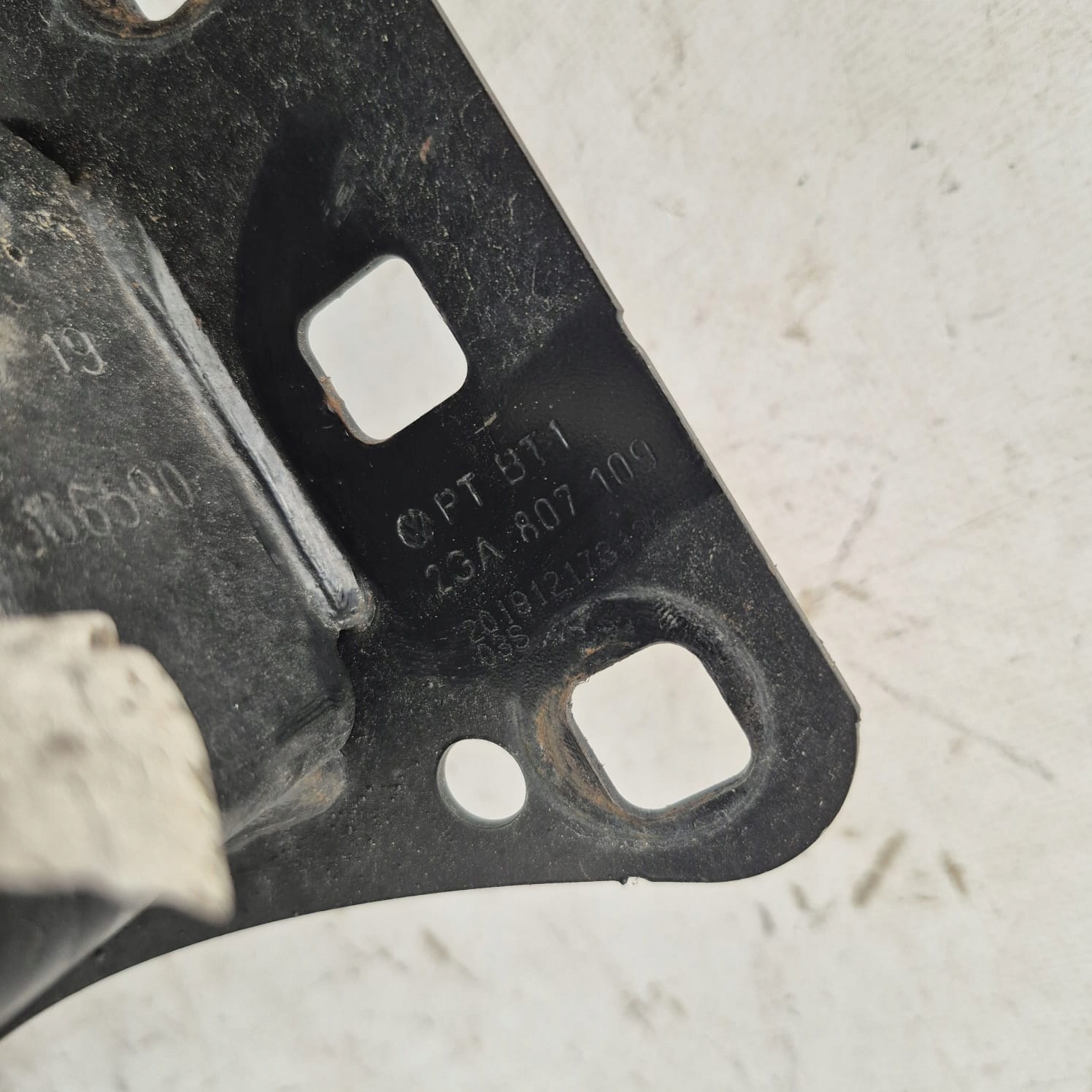 VW T-ROC 17-> TRAVERSA paraurti Anteriore Anteriore ABSORBER