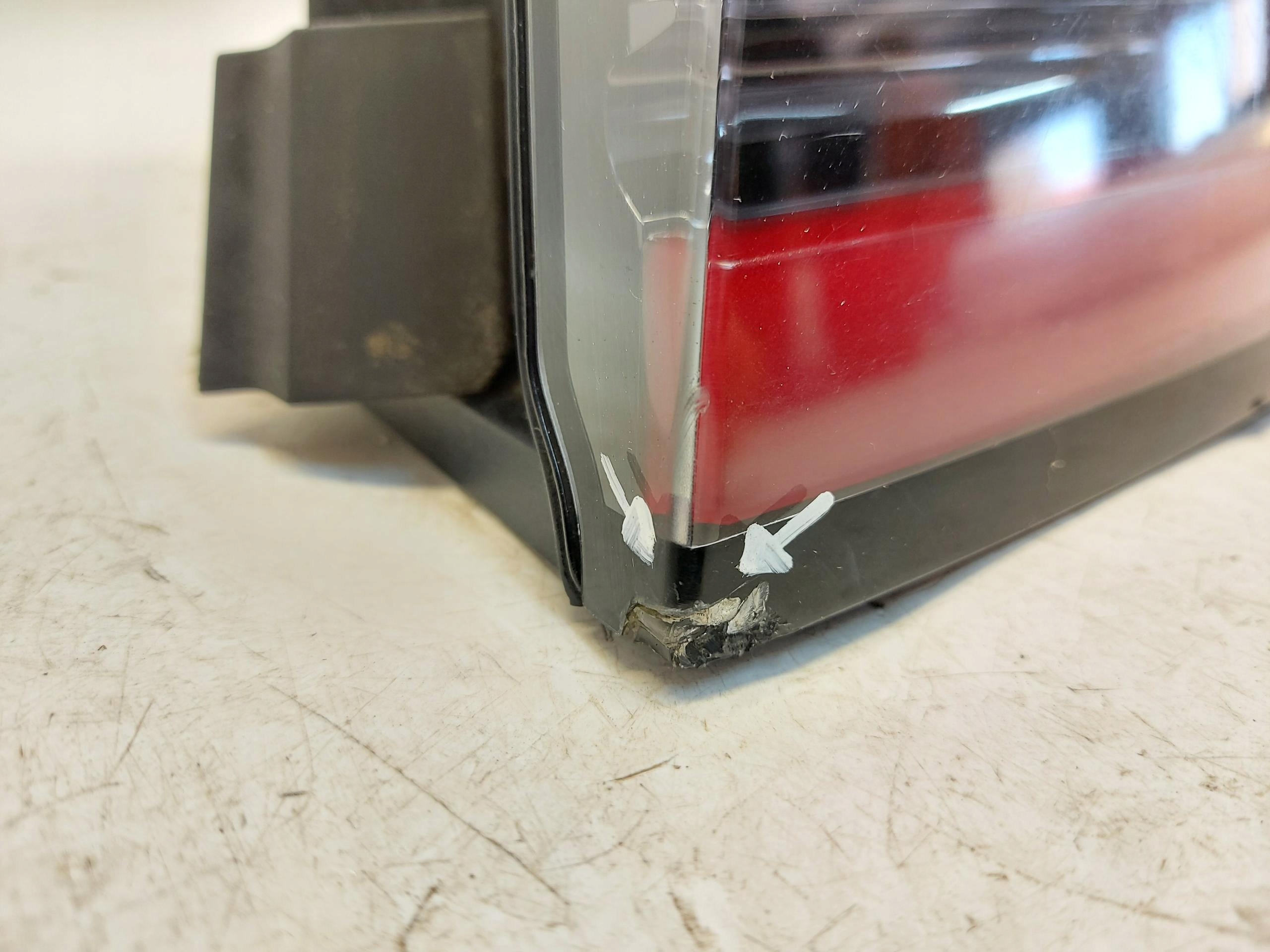 TESLA MODEL Y 2022r light right rear part rear