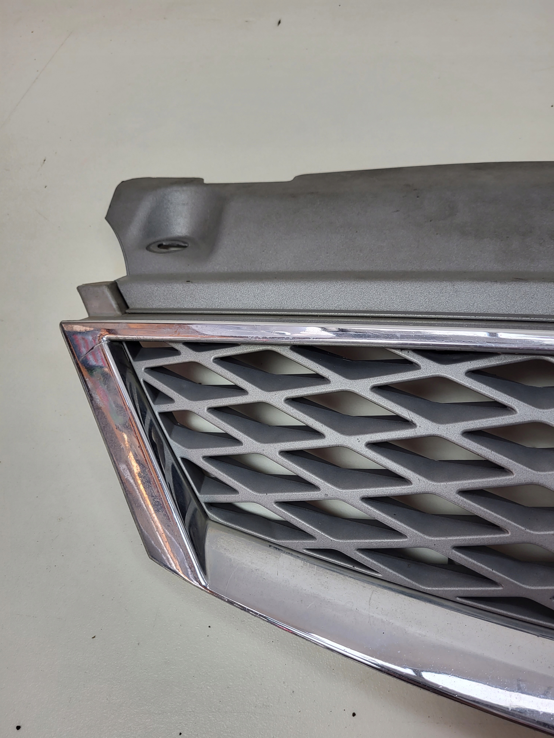 Ford Mondeo III Mk3 Kühlergrill FRONTGRILL Kühlergitter - Thumbnail 2