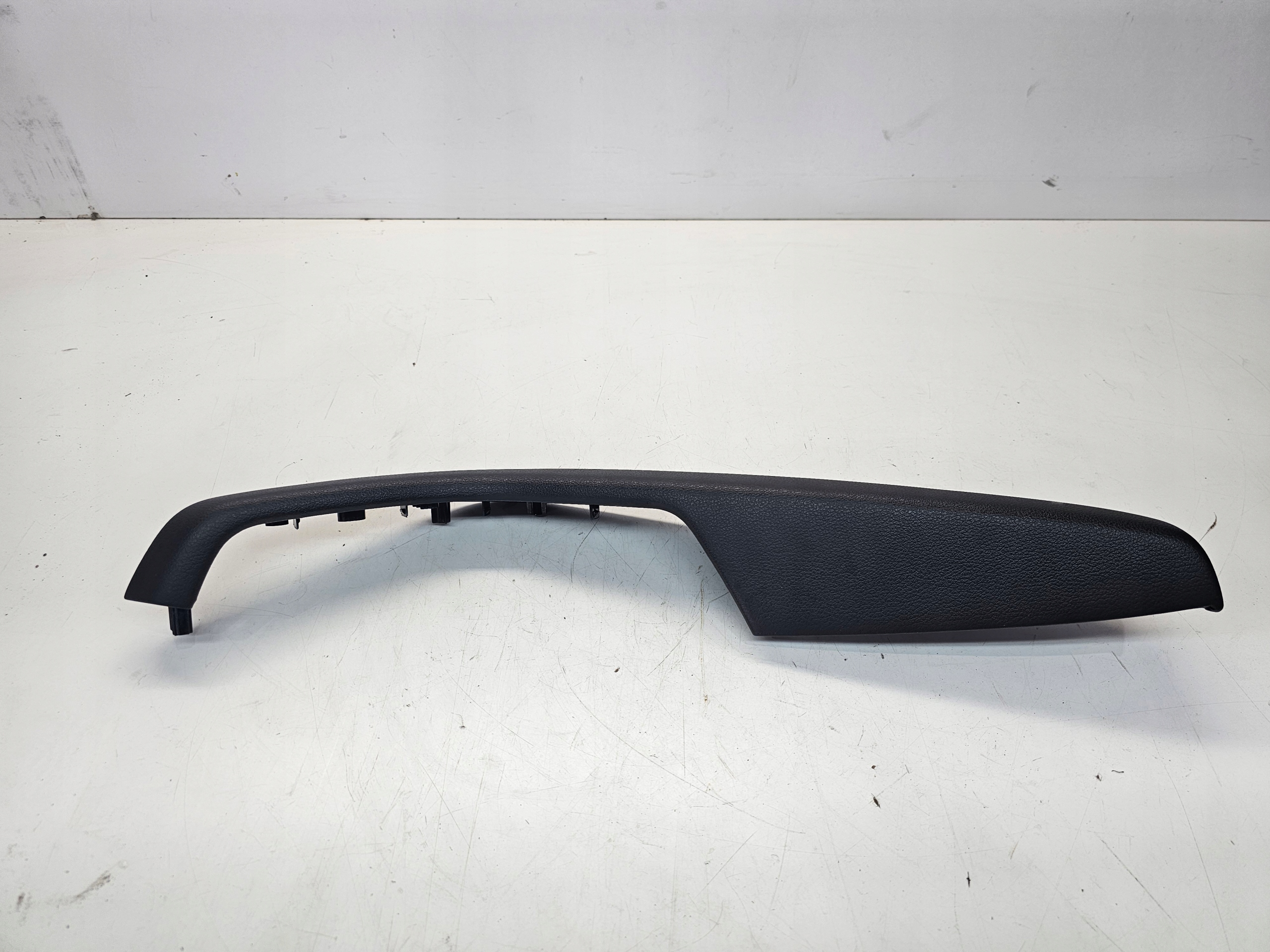 armrest left front AUDI A4 B9 8W0867173D