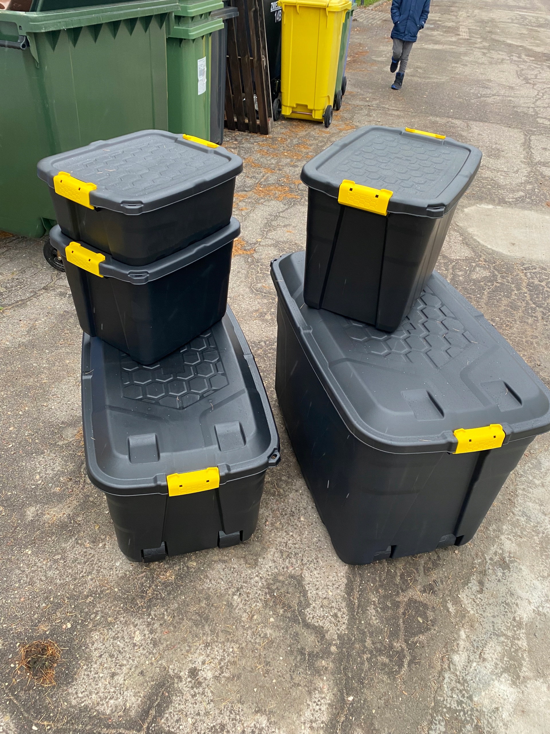 POJEMNIK SKRZYNKA PLASTIKOWY POKRYWA 24L MOCNY Pojemność 24 l