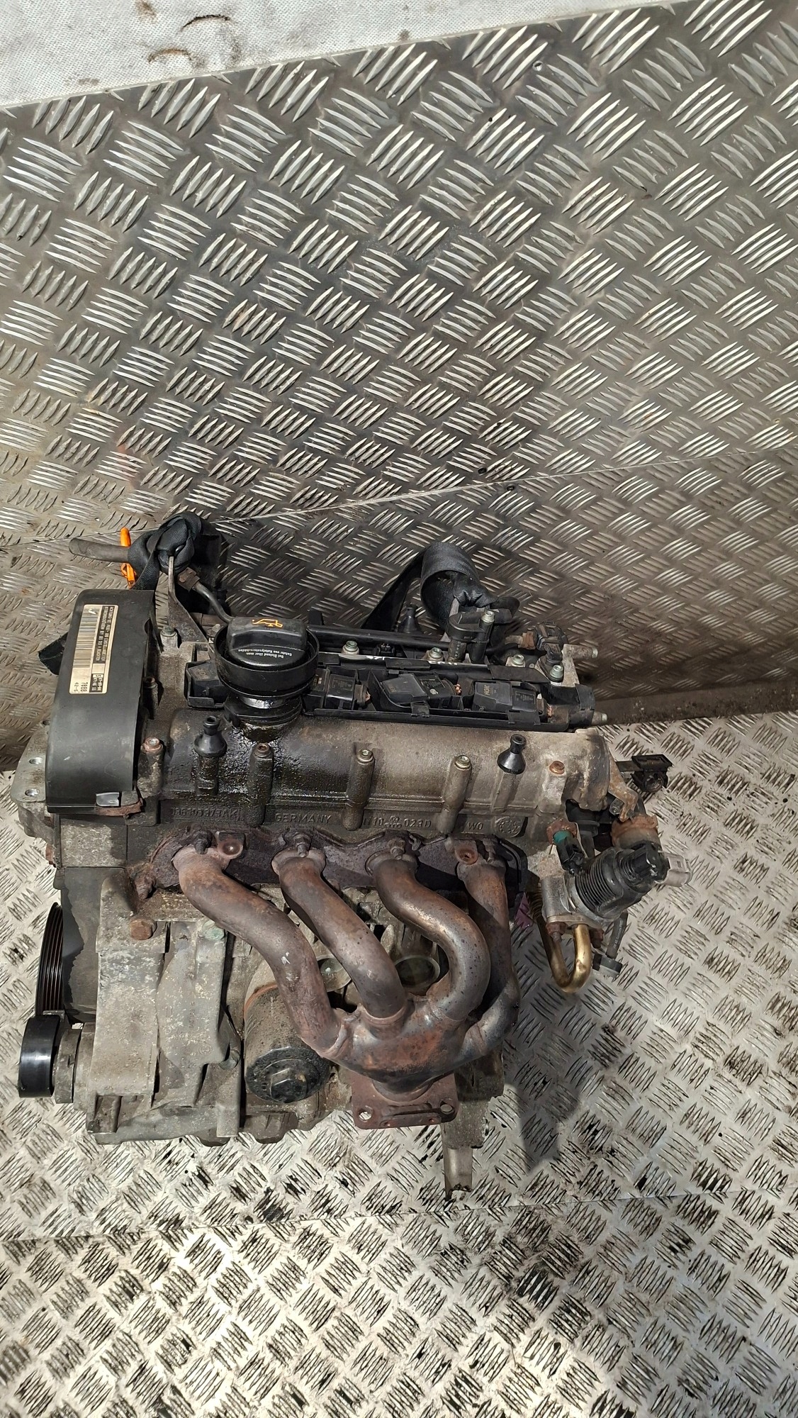 engine unprotected pillar VW POLO IV 1.4 BKY