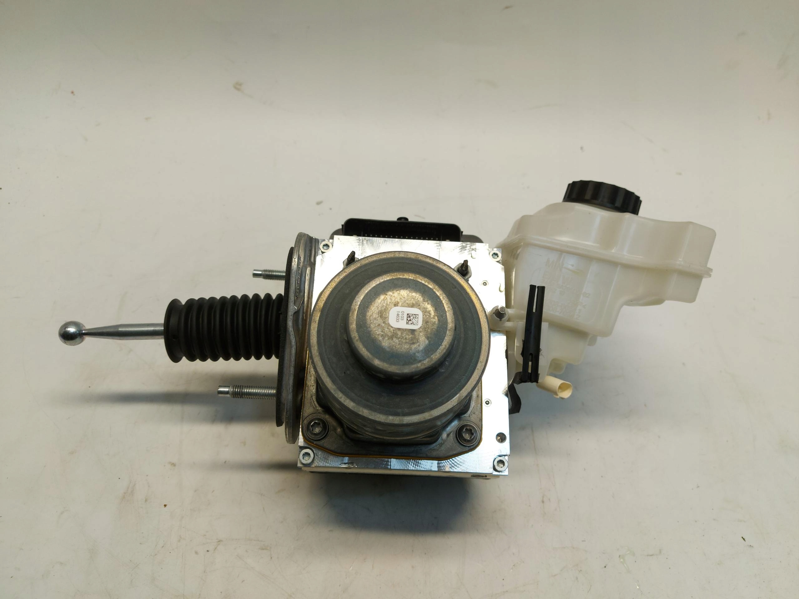 BMW iX1 X1 U11 brake booster control unit ABS 5A8B0F5