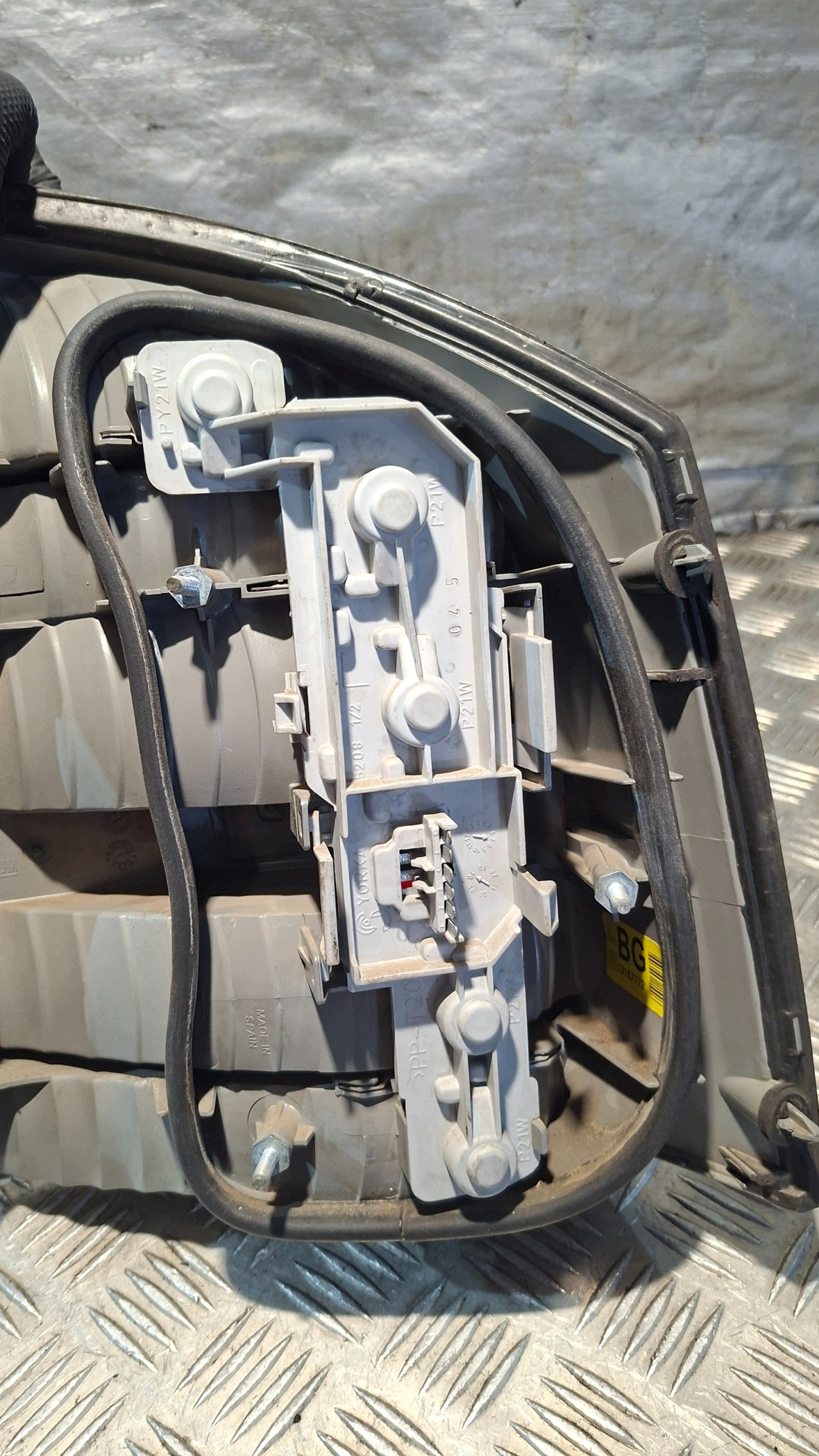 light left rear part OPEL VECTRA C