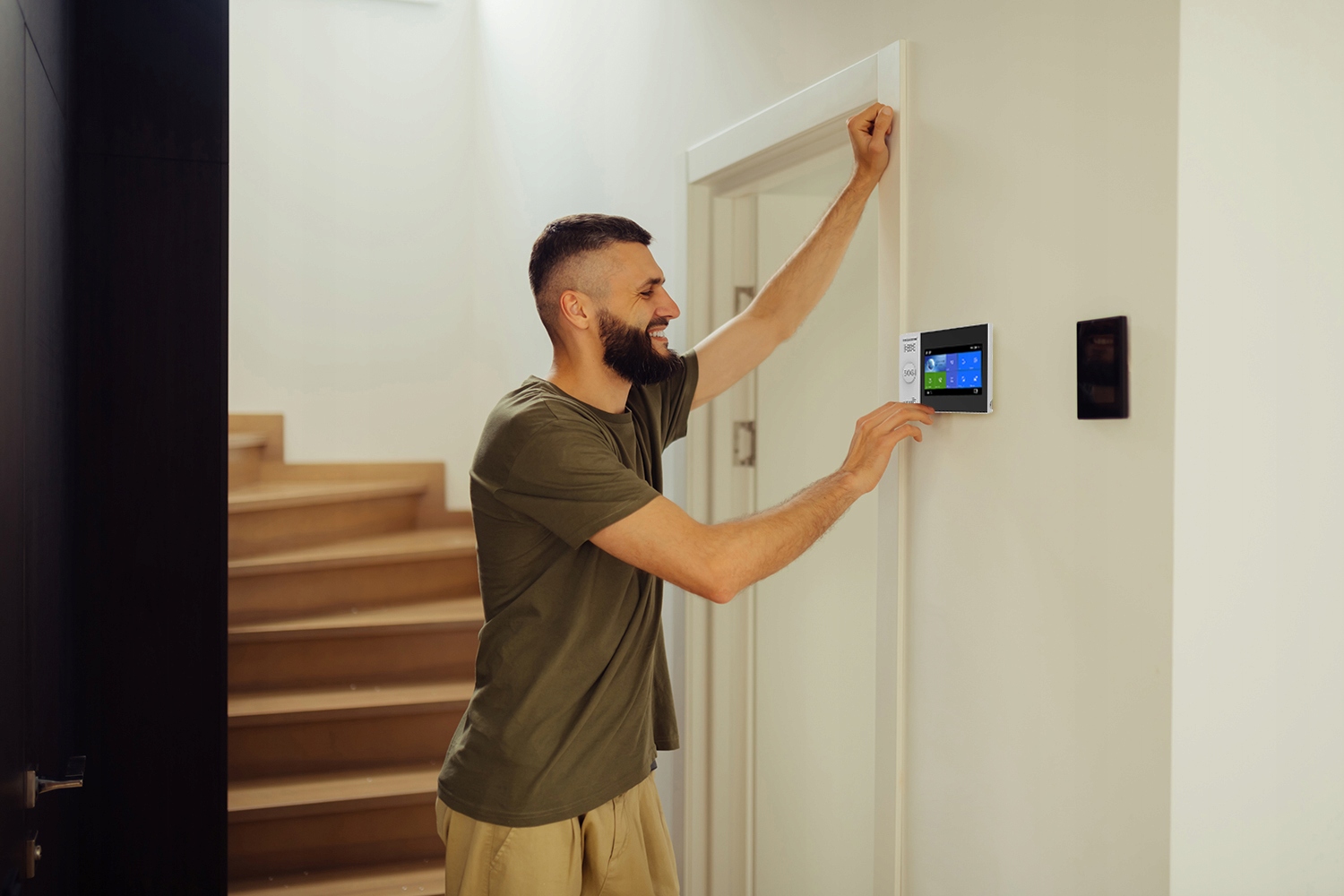 ALARM BEZPRZEWODOWY GSM ZESTAW POLSKI KARTA SIM Kod producenta Alarm Bezprzewodowy Guardian V Zestaw