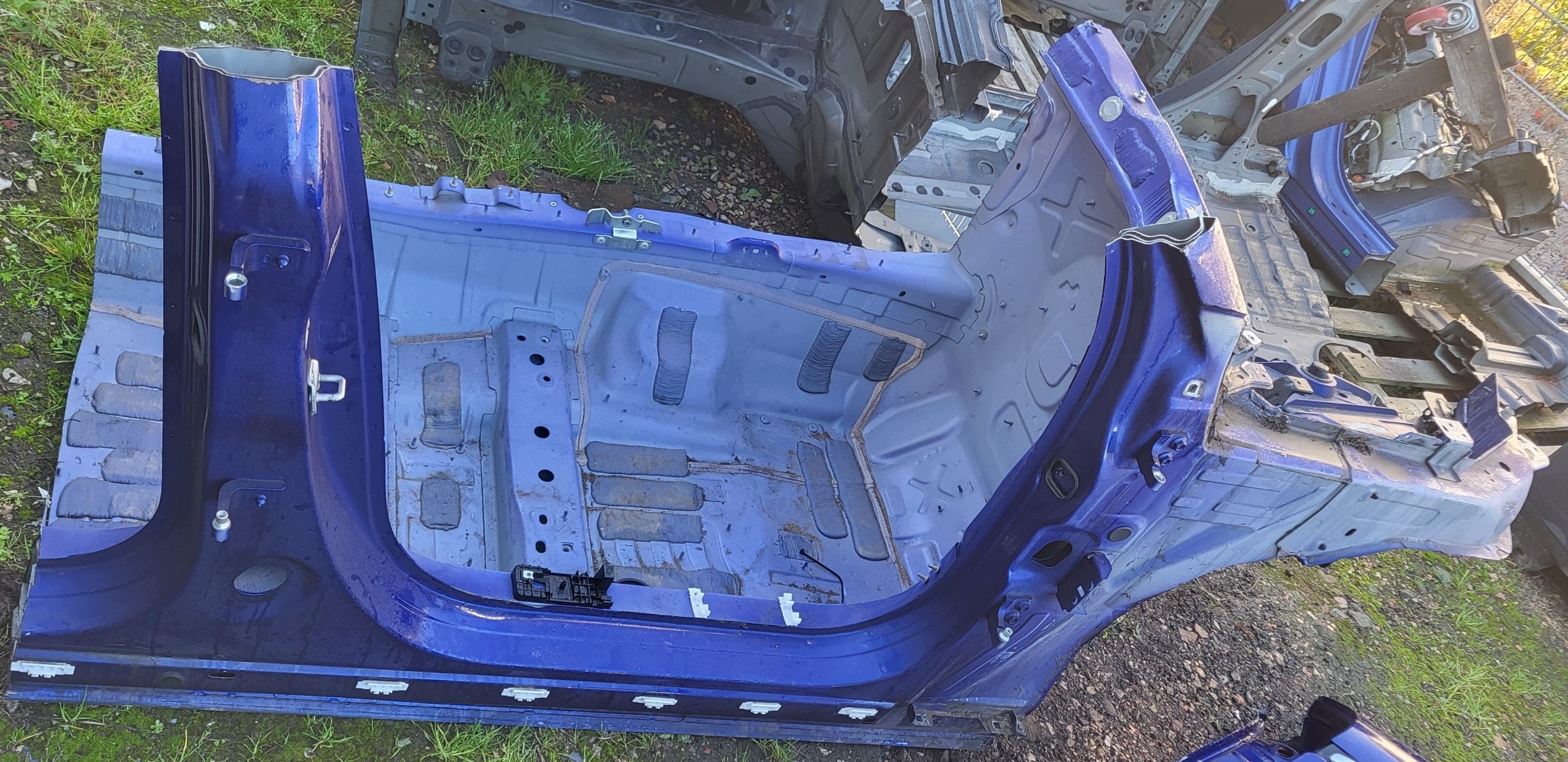 quarter right front quarter placement ALFA ROMEO STELVIO blue 486 OE