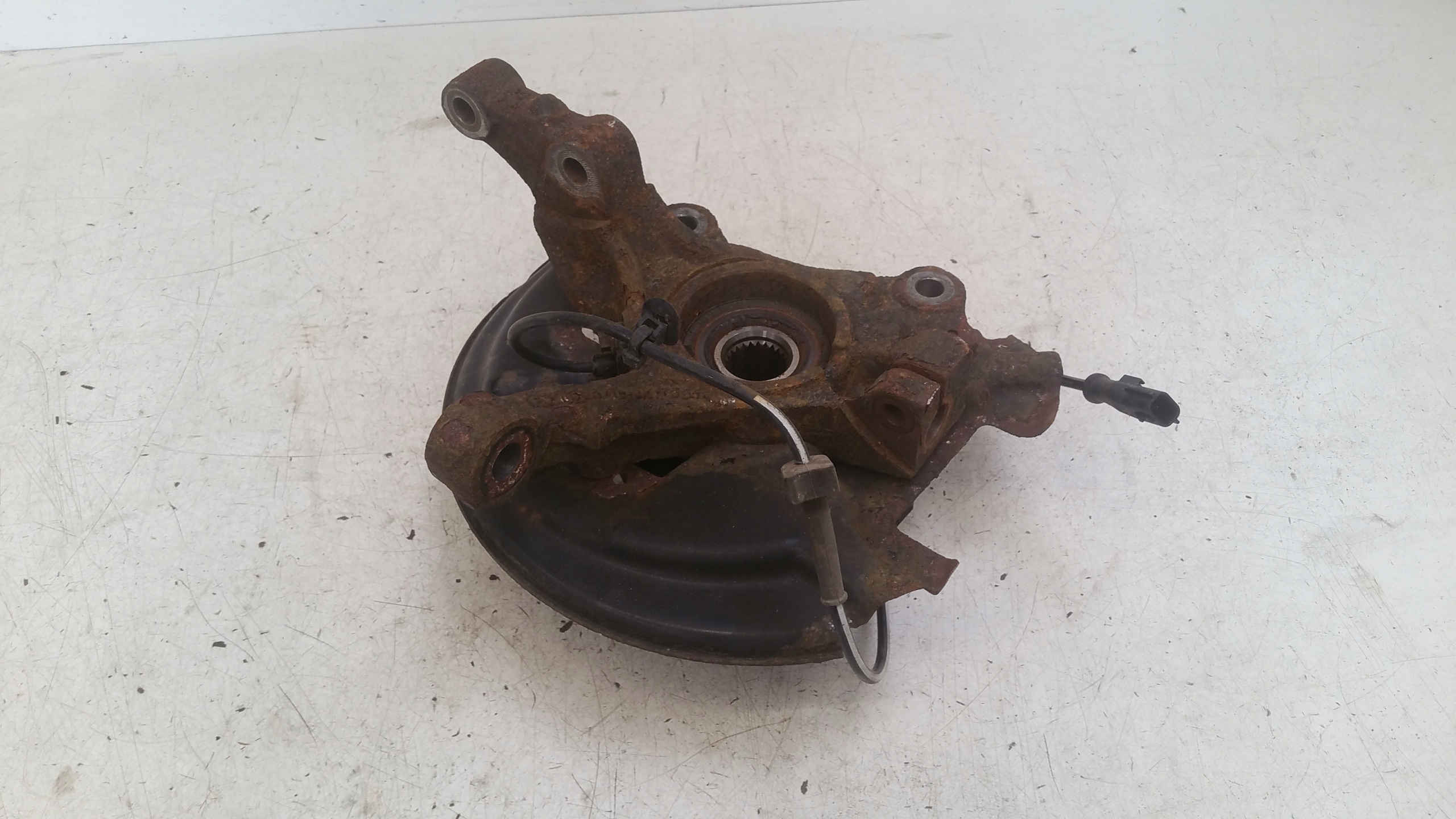 otoč levý předek AY1C3K171B4A Ford KA +