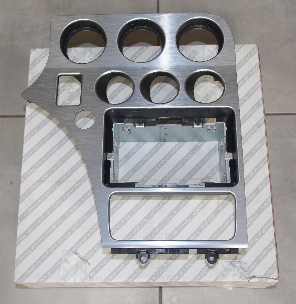 Alfa Romeo OE 156078657 MT613