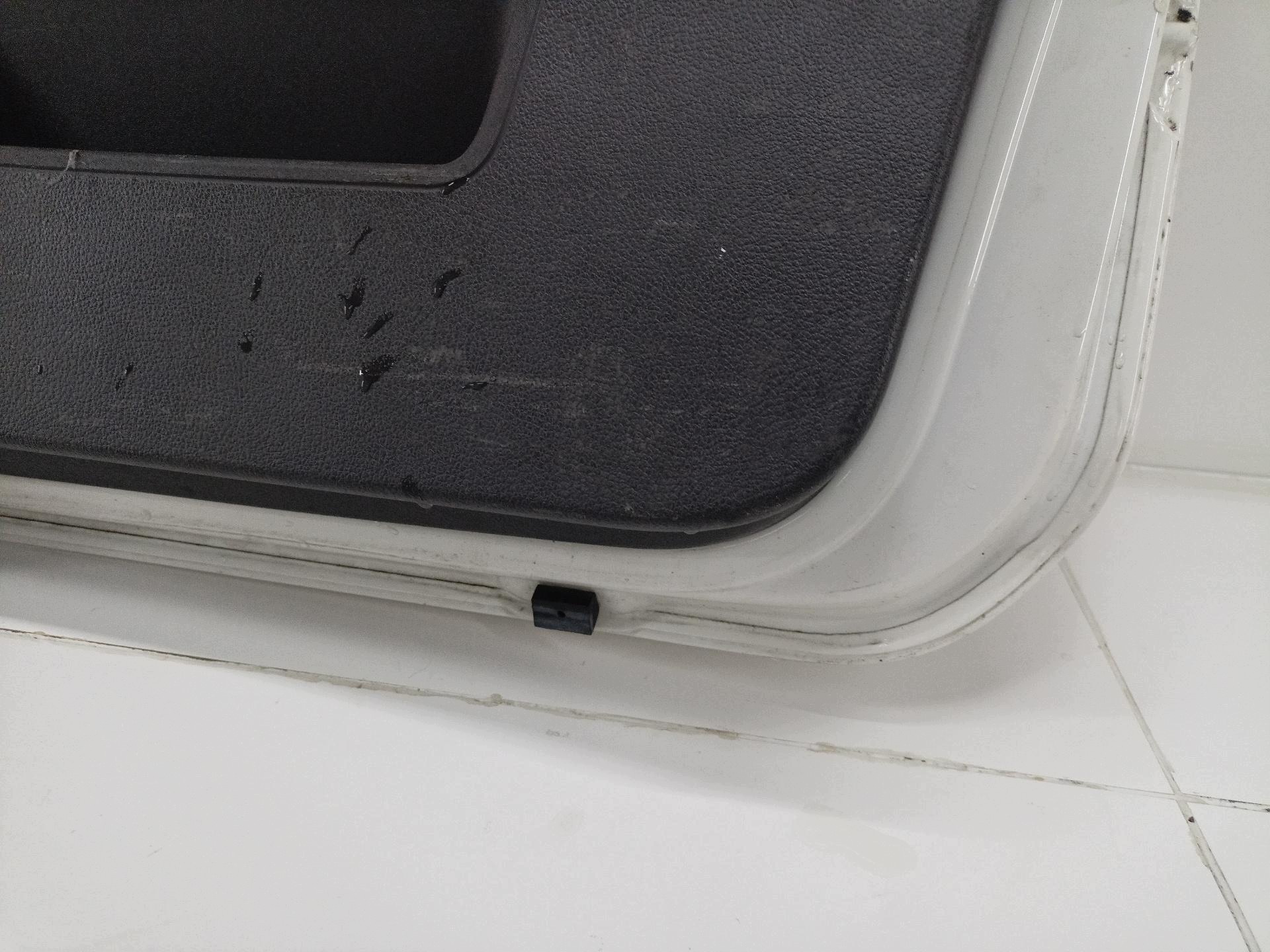 rear trunk door boot Volkswagen Touran 2nd facelift 2011