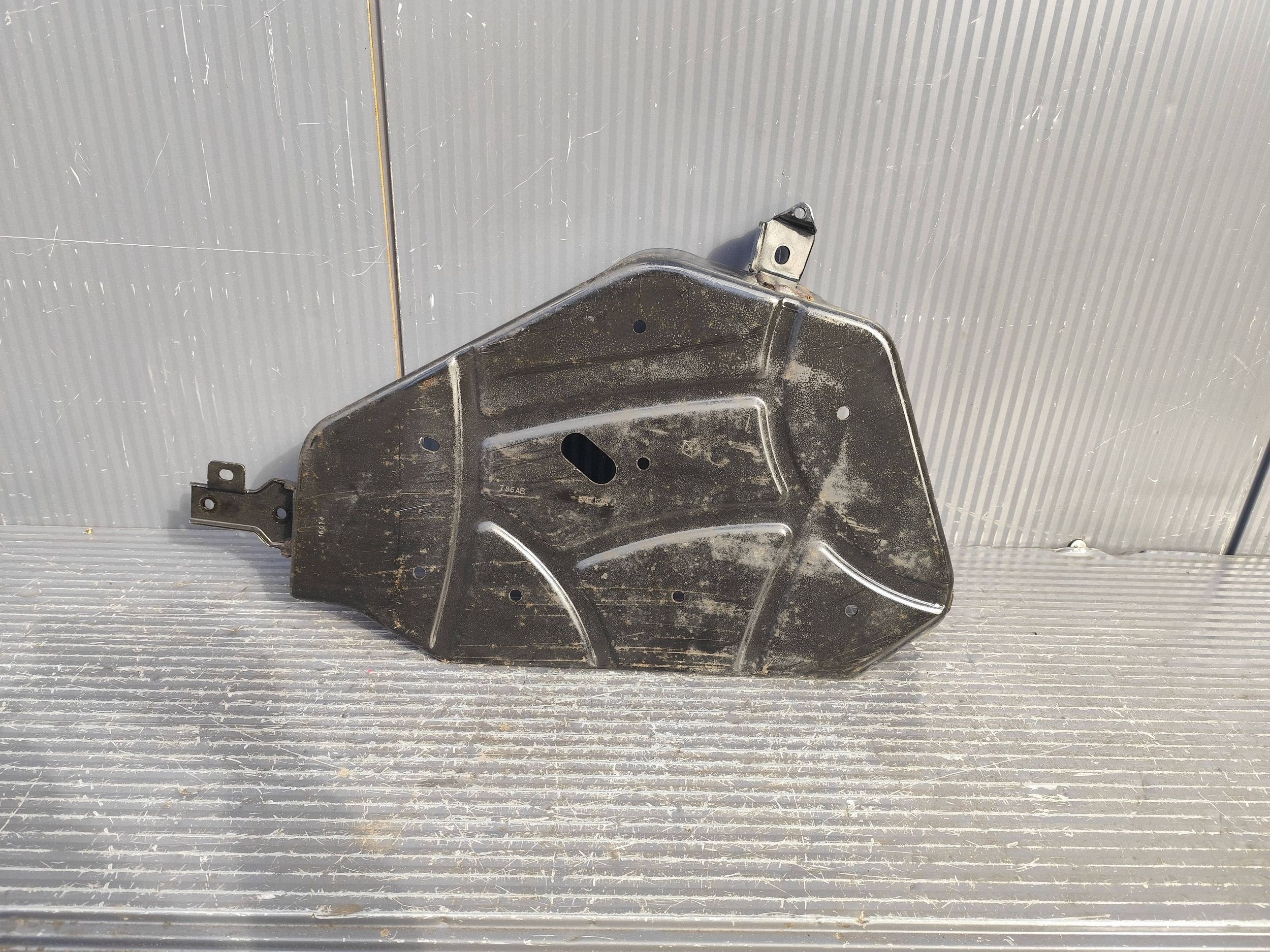 JEEP CHEROKEE KL TRAILHAWK cover chassis left 785AB