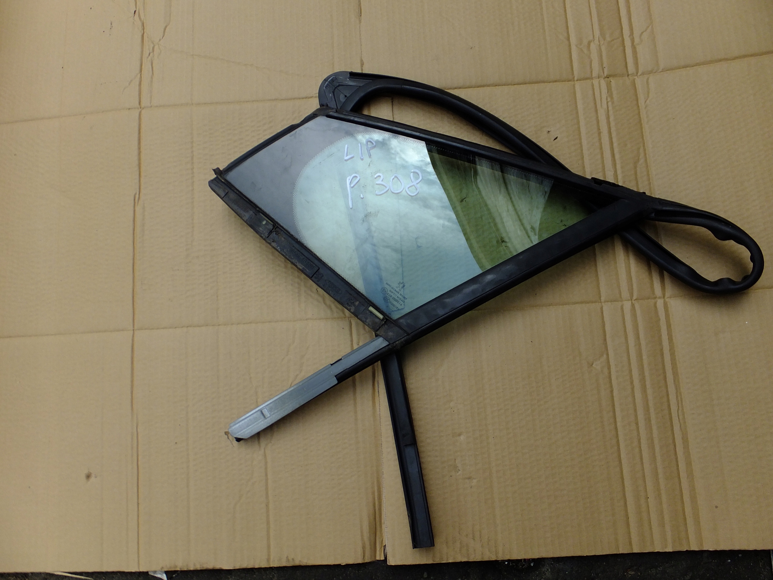 window left front peugeot 308 and T7 2008r