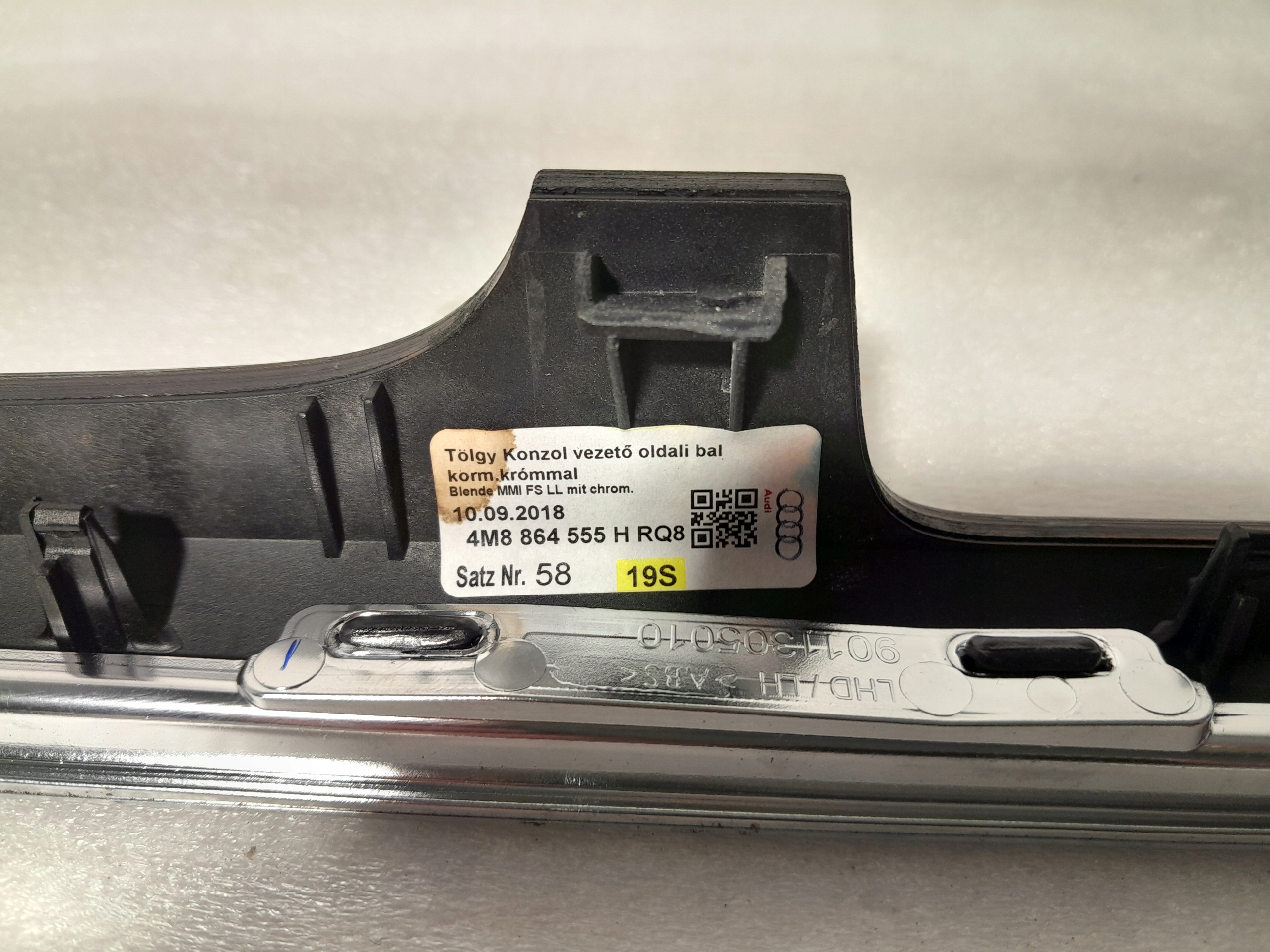 AUDI Q8 4M modanatura DEKOR consolle 4M8864555H